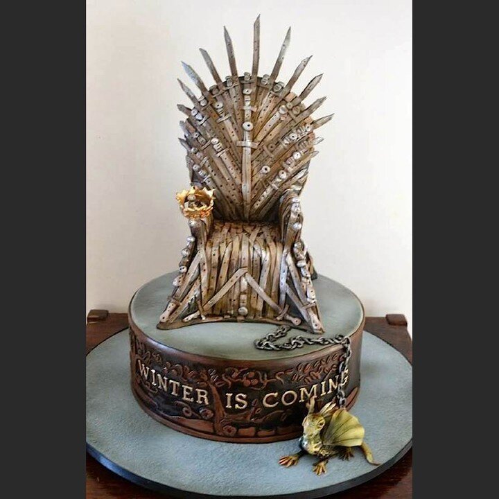 Who's watching the #houseofthedragon?

#dragon #ironthrone #winteriscoming #gameofthrones #GOT #targaryen #stark #lannister #sculptedcake #sugar #sugarart #cake #birthdaycake