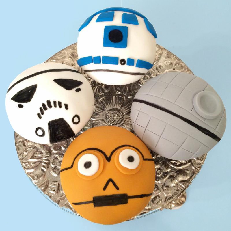 Star_Wars_Cupcakes copy.jpg