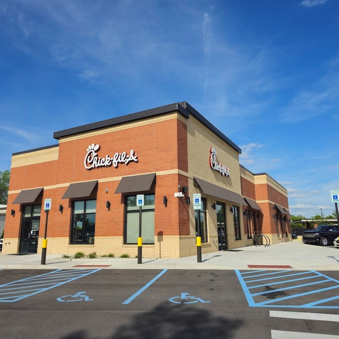 If you're looking for something fun to do on Friday evening and all day Saturday.....come visit @brotherhooddesignsllc ! 

Chick-Fil-A and Brotherhood Designs will be celebrating Hero&rsquo;s Night, Friday May 10th, at the new location in West Carmel