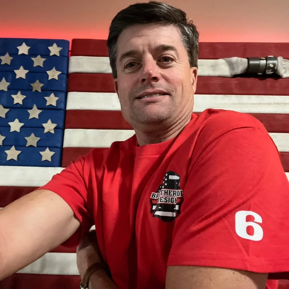 TOP TEN ALERT 🇺🇸

Installed January 18, 2022&mdash;and still one of the most meaningful flags we&rsquo;ve ever done.

Jeff Buck was:
&bull; Our first customer install
&bull; The recipient of our first LED backlight prototype
&bull; One of the peopl