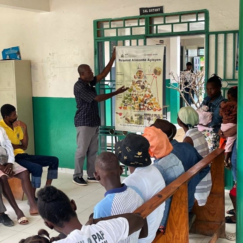 Knowledge saves lives. Our health education sessions empower families with tools to make better nutrition choices and keep their children healthy. #projectmedishare #haiti #globalhealth