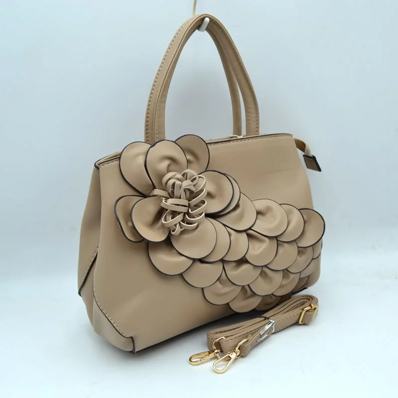3D Large Floral Bag w/ Handle plus a long adjustable matching strap
$48  Beige Color