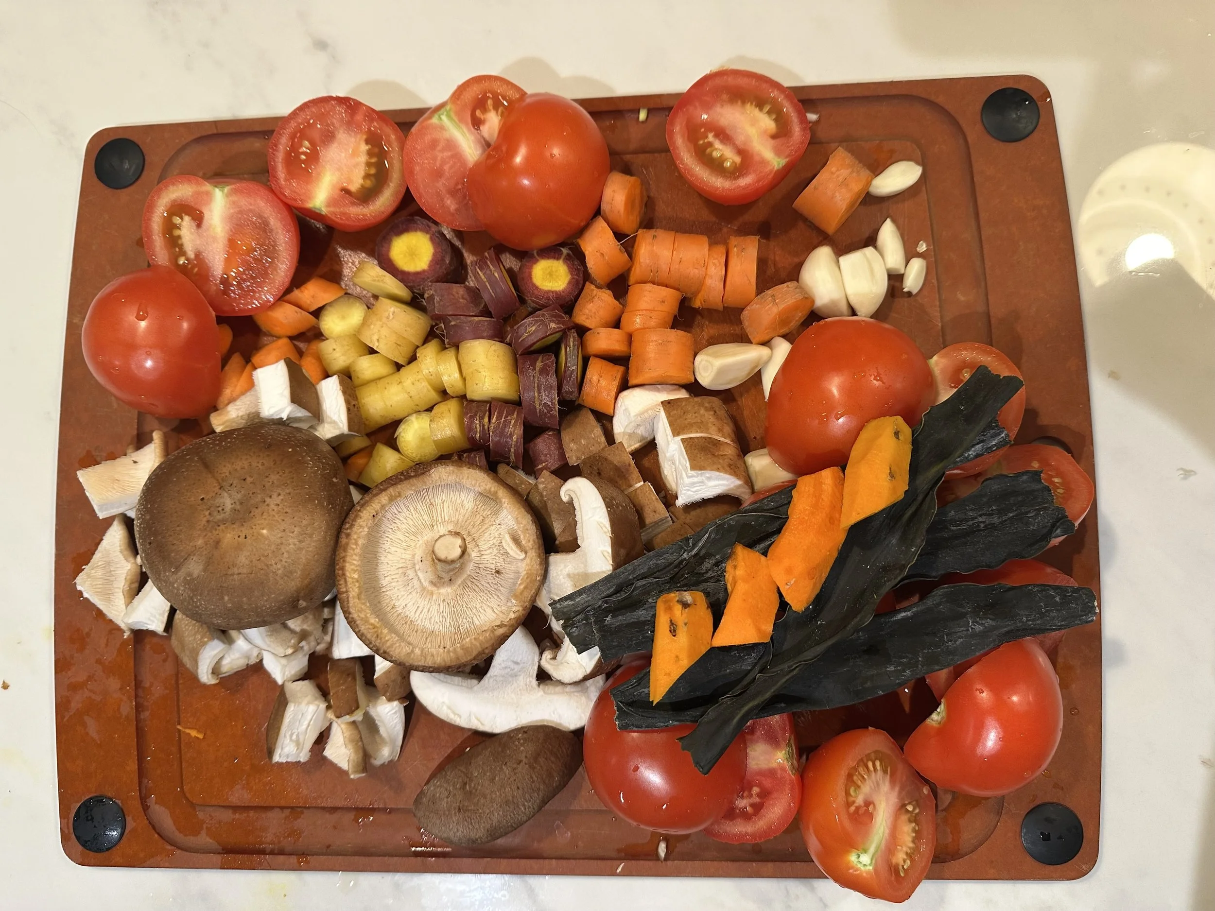 Fresh vegetables for postpartum broth