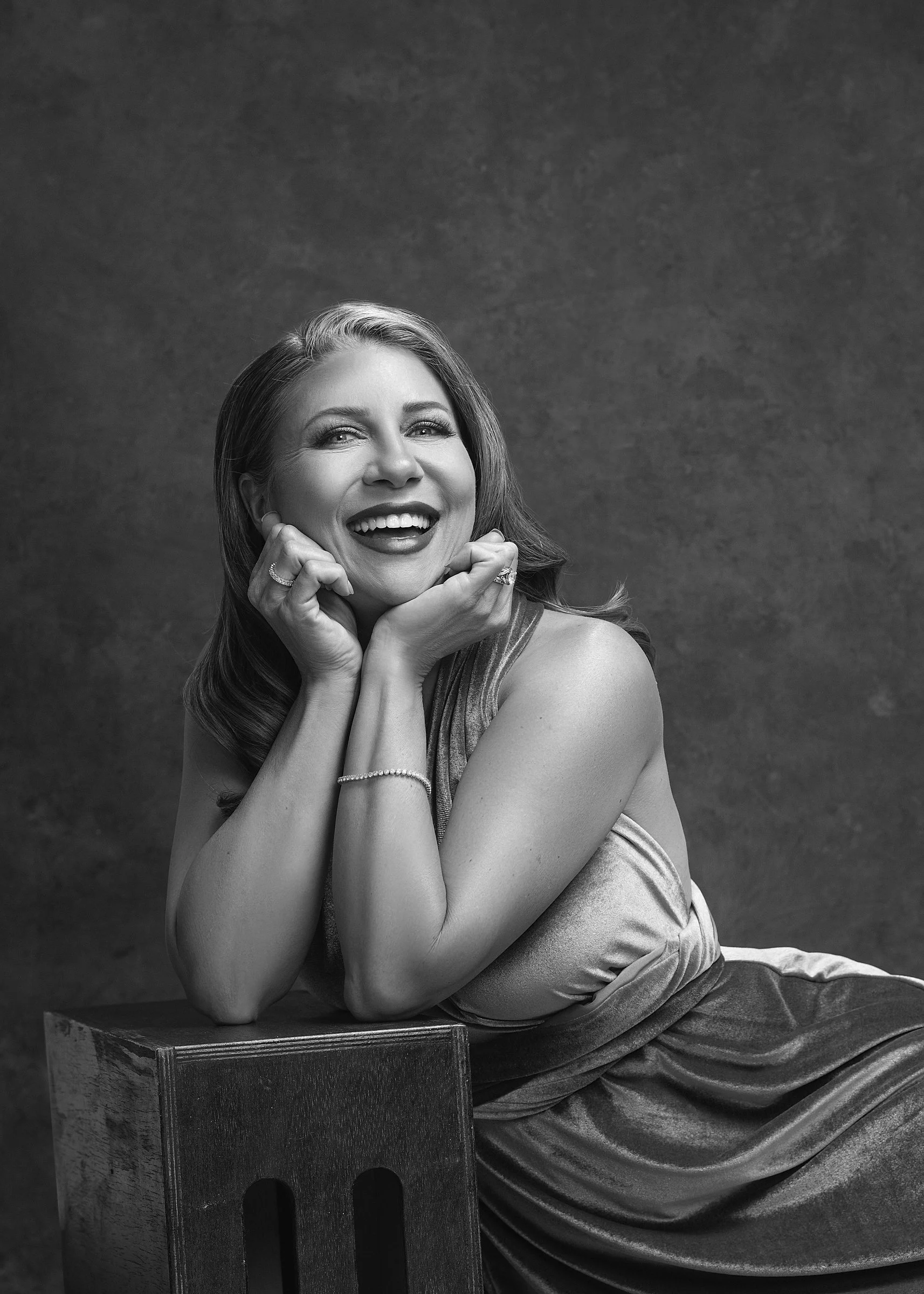 Best portrait photographer for women over 40 portraits photographers austin westlake round rock