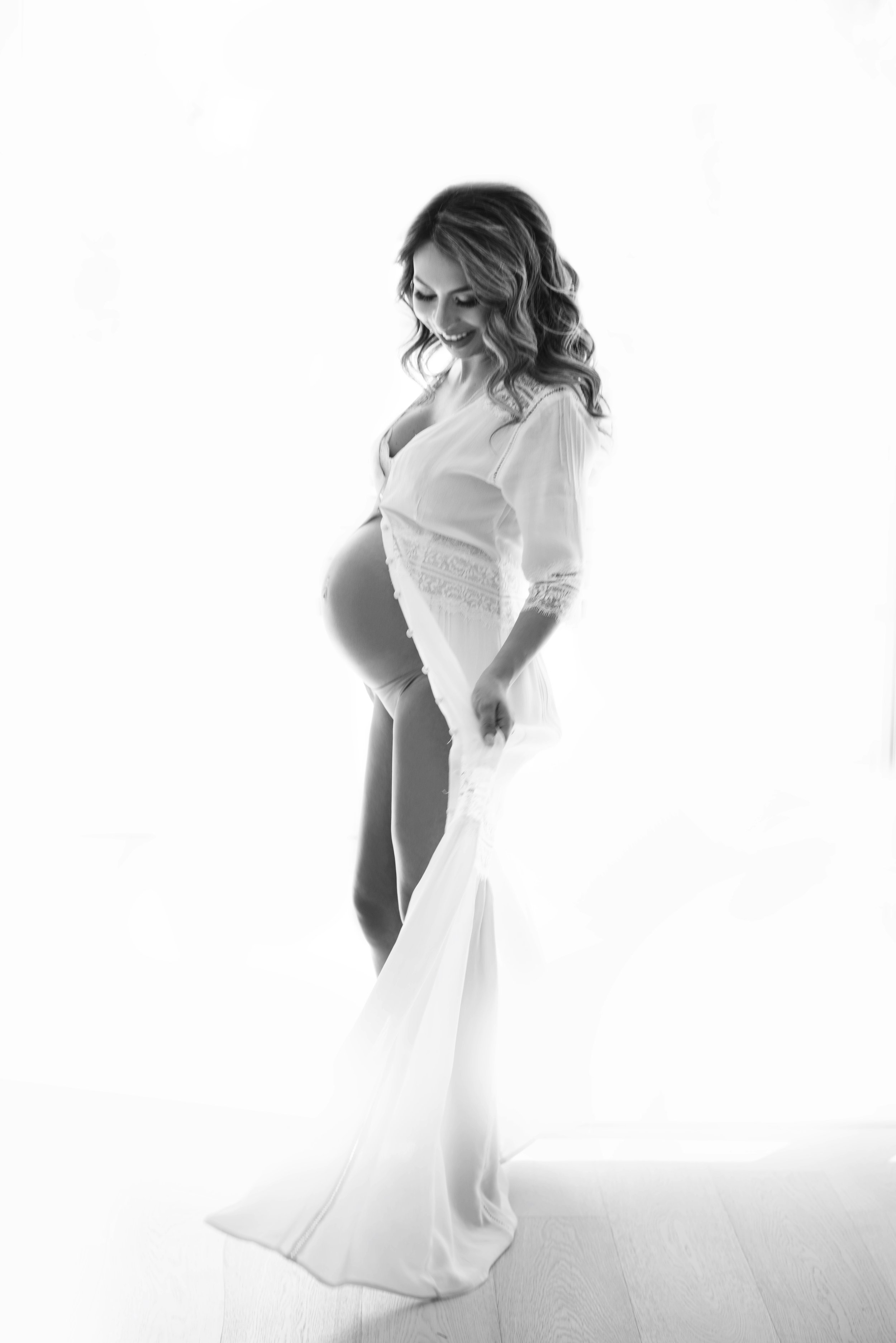 Kaitlyn Maternity 2.JPG