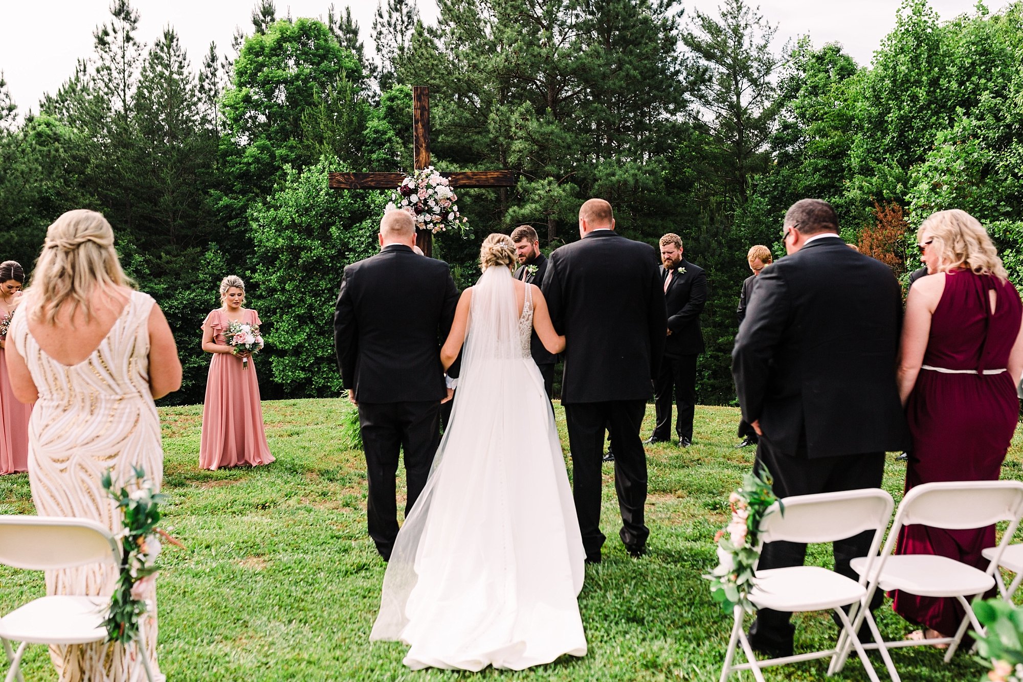 Triple-B-Ranch-Asheville-Wedding-Photographer-Melissa-McElrath-Photography-_0027.jpg