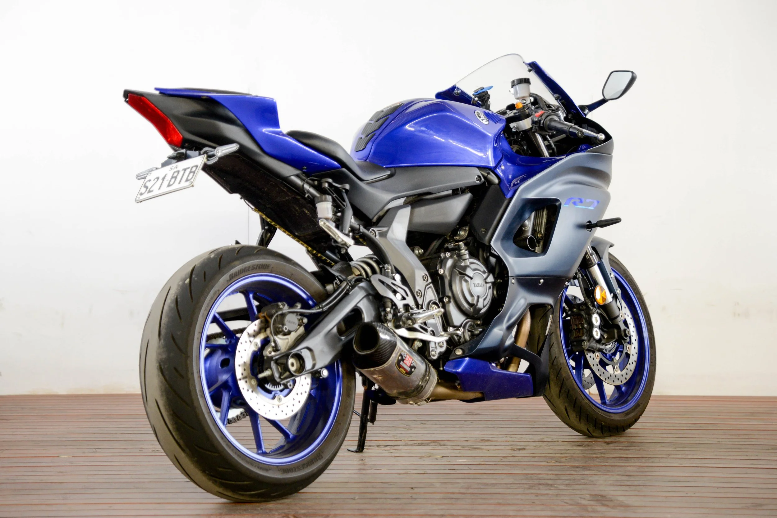 Used Motorcycle for Sale -  2022 Yamaha YZF-R7LA-3.jpg