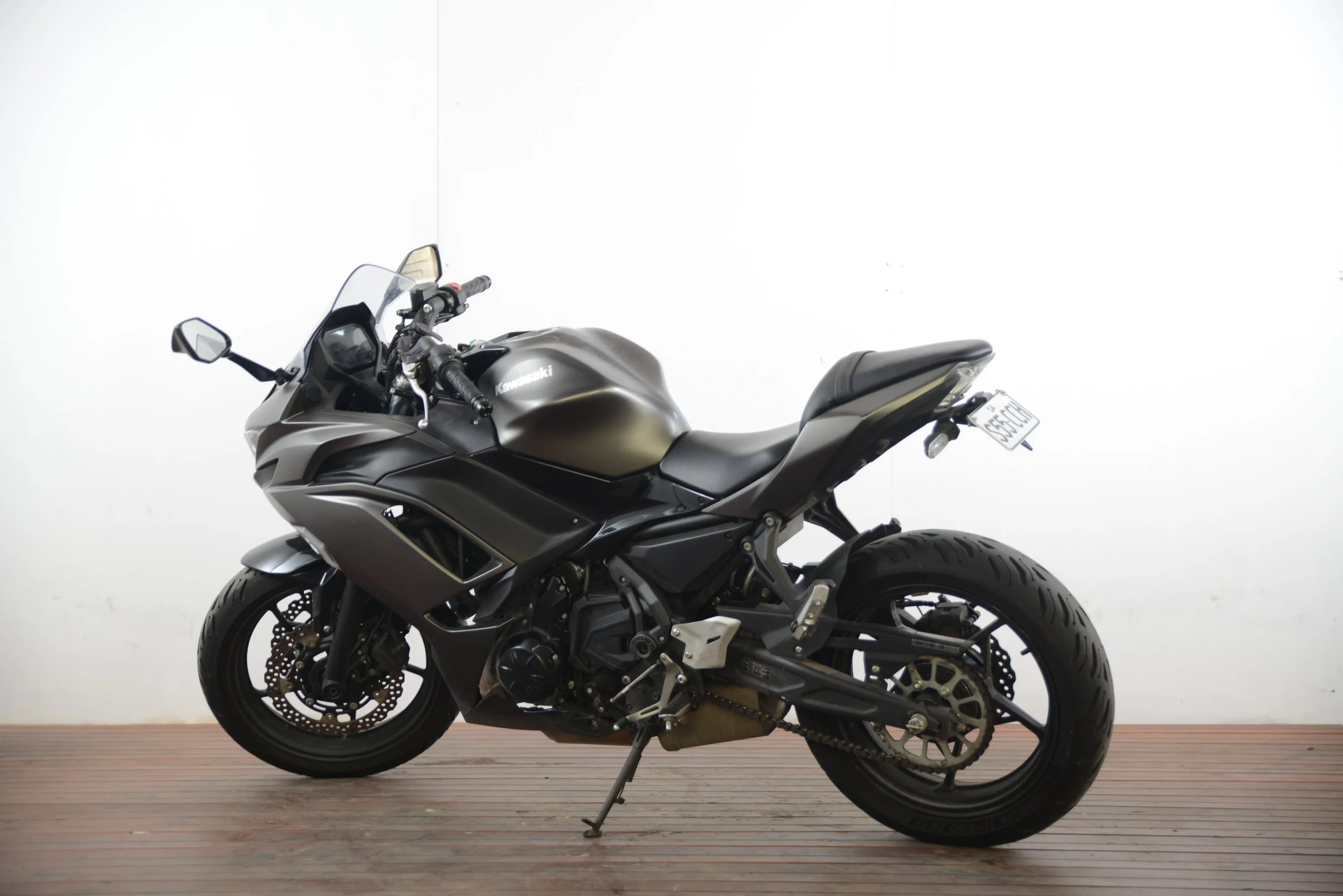Kawasaki Ninja 650  4.JPG
