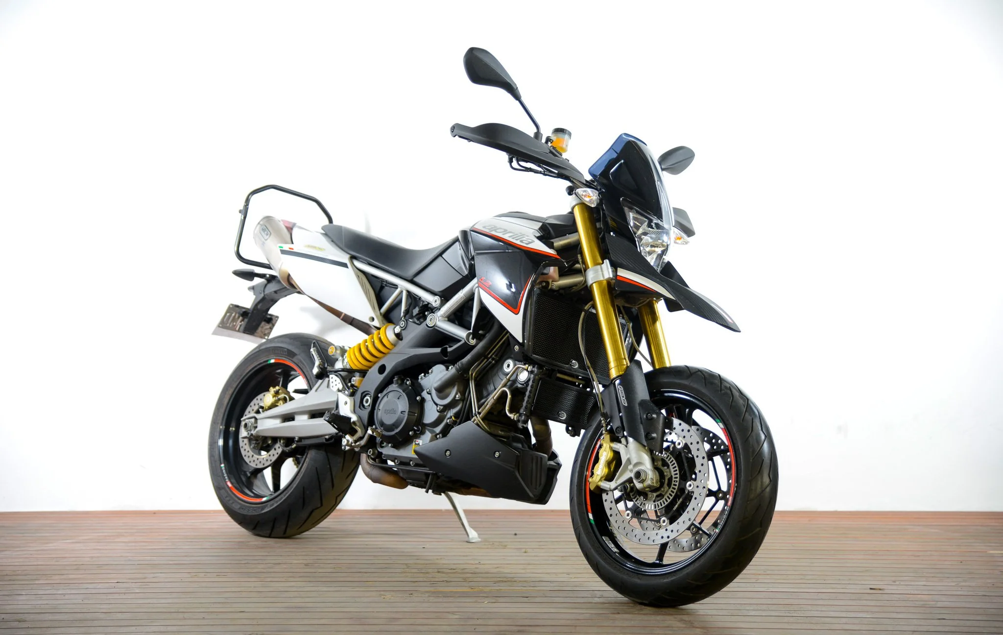 Aprillia Dorsoduro 1200 2012