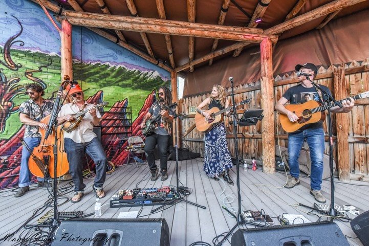 Absolute throwdown last week for the Revel In The Park Pop Up ft. @madeline.hawthorne &amp; @thefretliners 🔥 There&rsquo;s plenty more where that came from, folks - join all of us and more on July 24-25 in Winter Park, CO 🪭 It&rsquo;s F&rsquo;n HOT