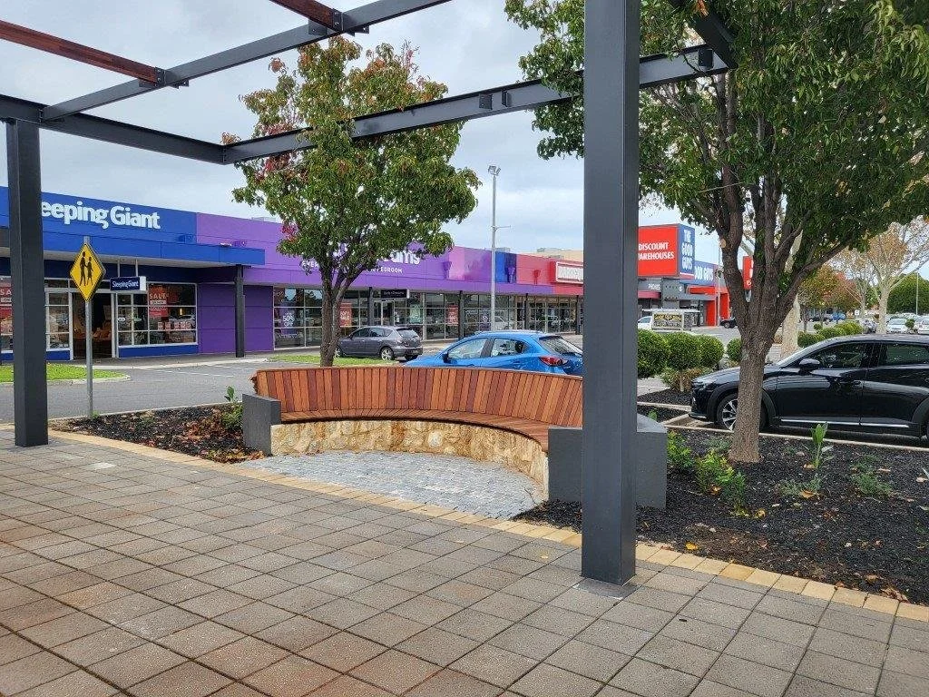 Focal Freedom Wallspan (Medium).jpg