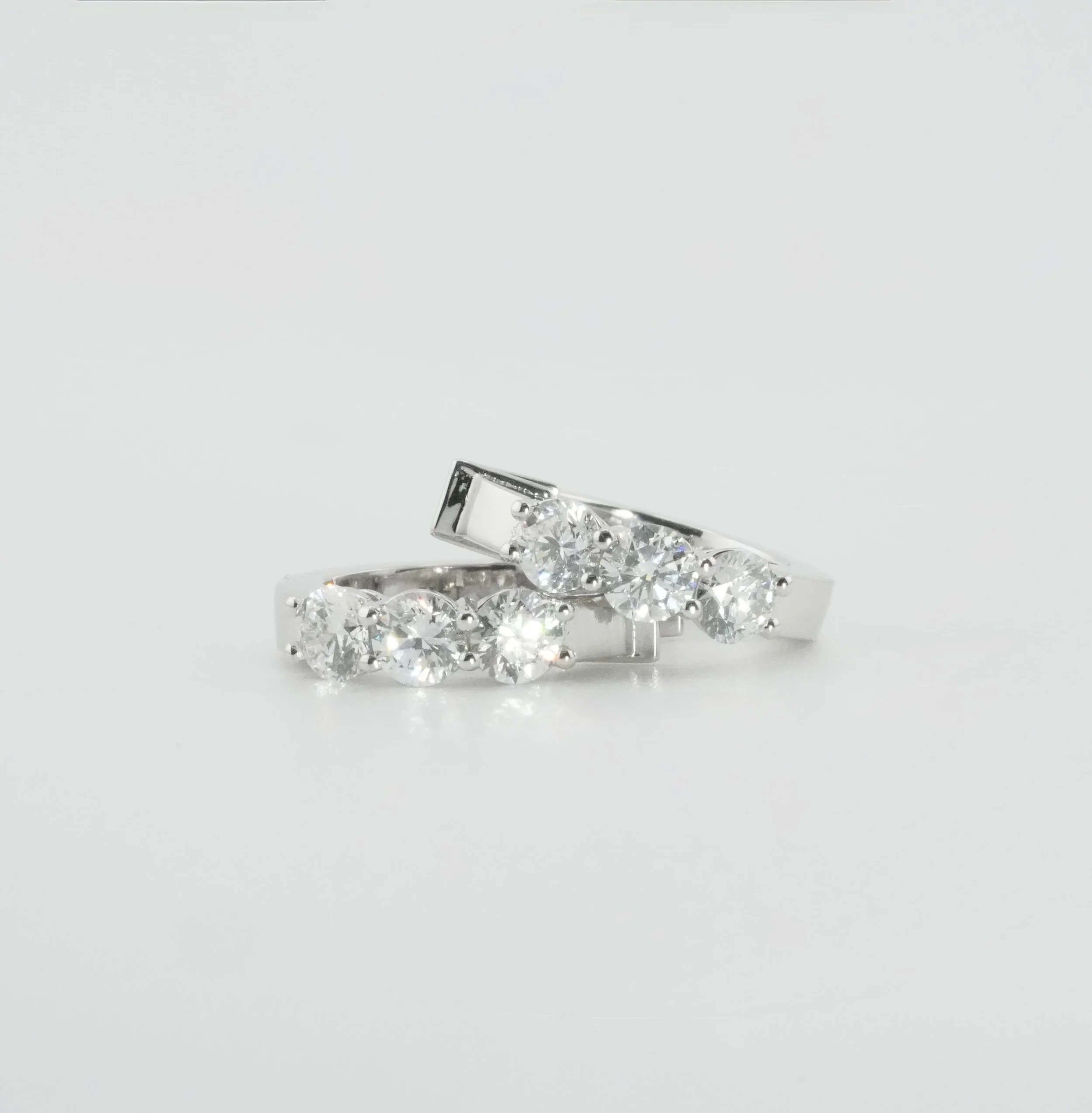 14kt White Gold Huggies- SQ8434512