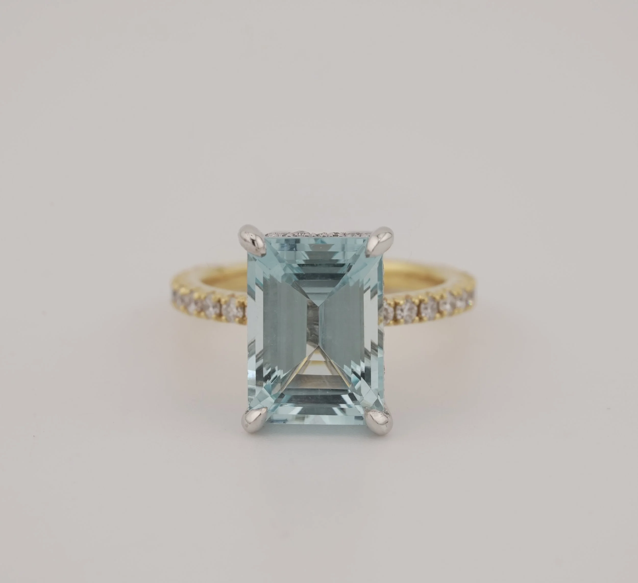 5.4ct Aquamarine
