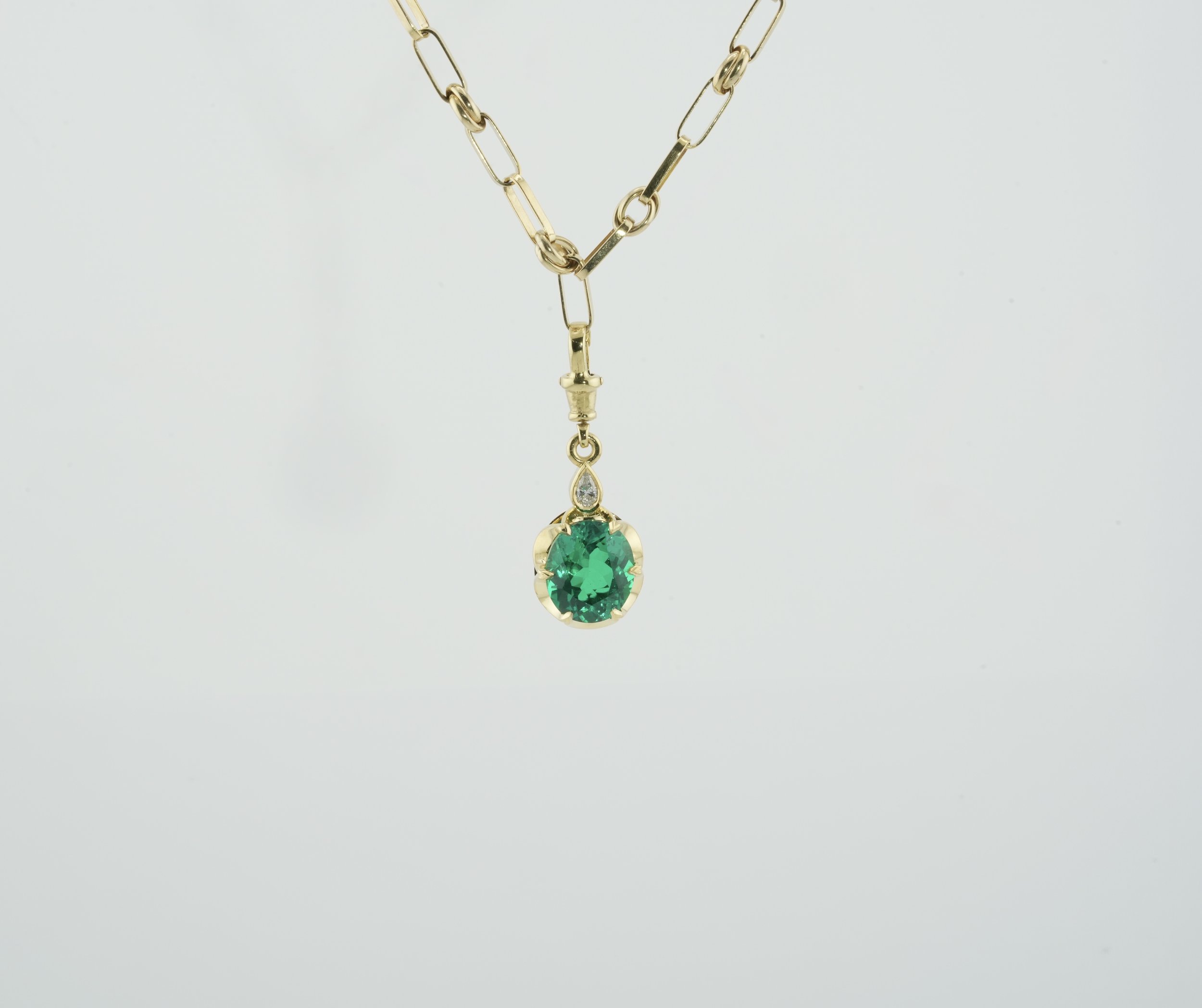 9kt Yellow Gold Lab Diamond and Emerald Pendant- SQ4070780