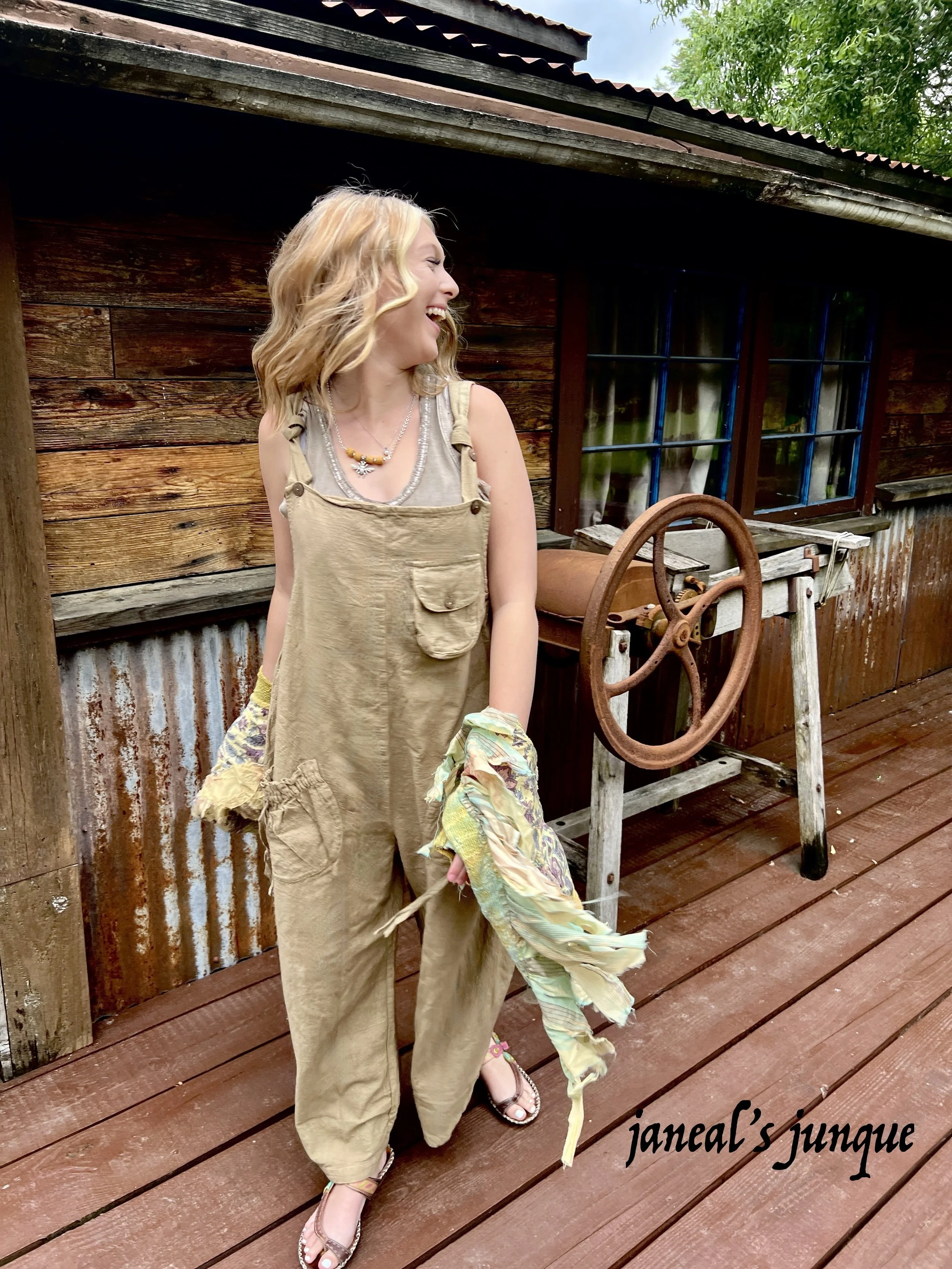 GyPsY Traveller KHAKI Jumper