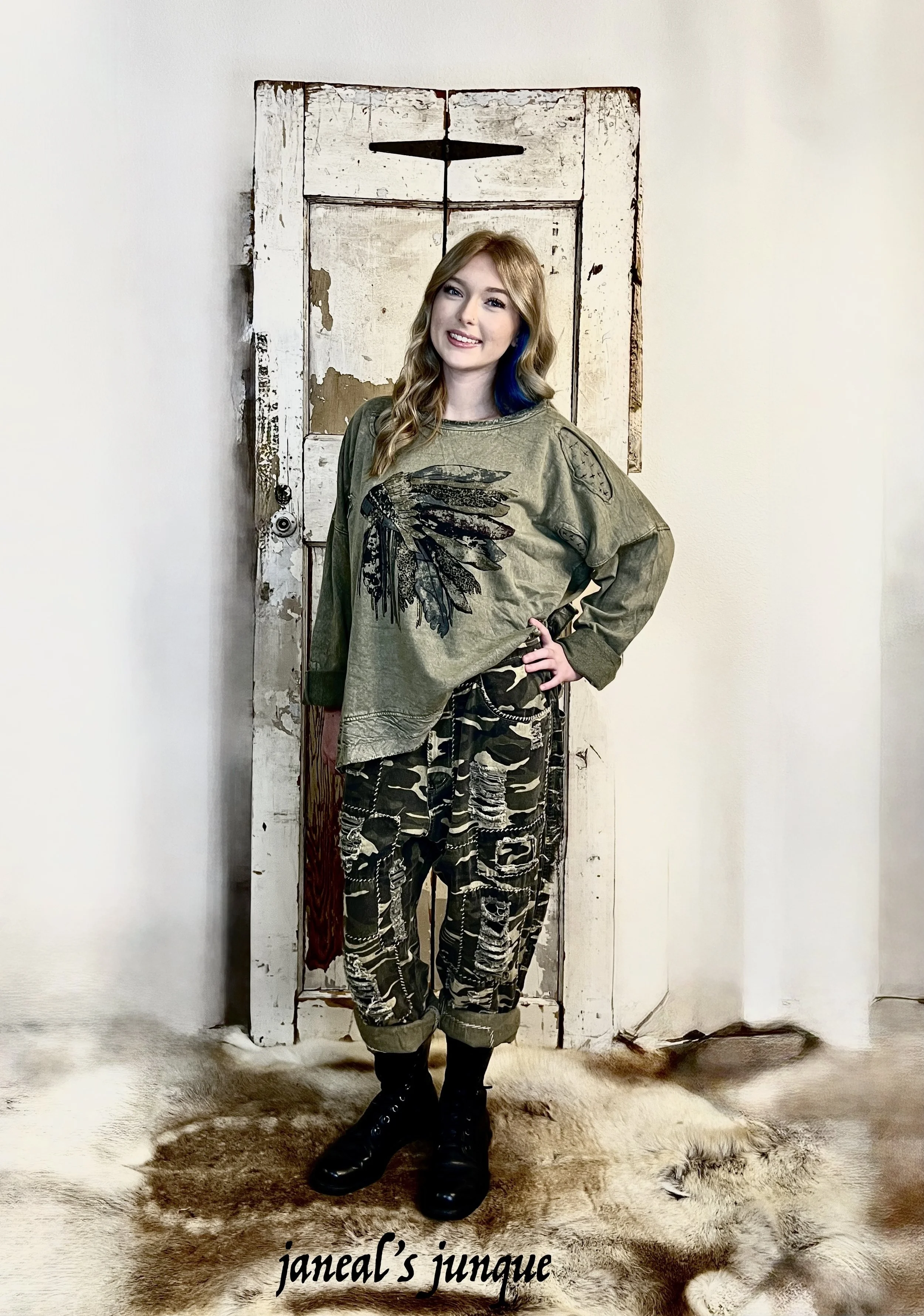 DisTreSSeD CAMO Patchwork PANTS
