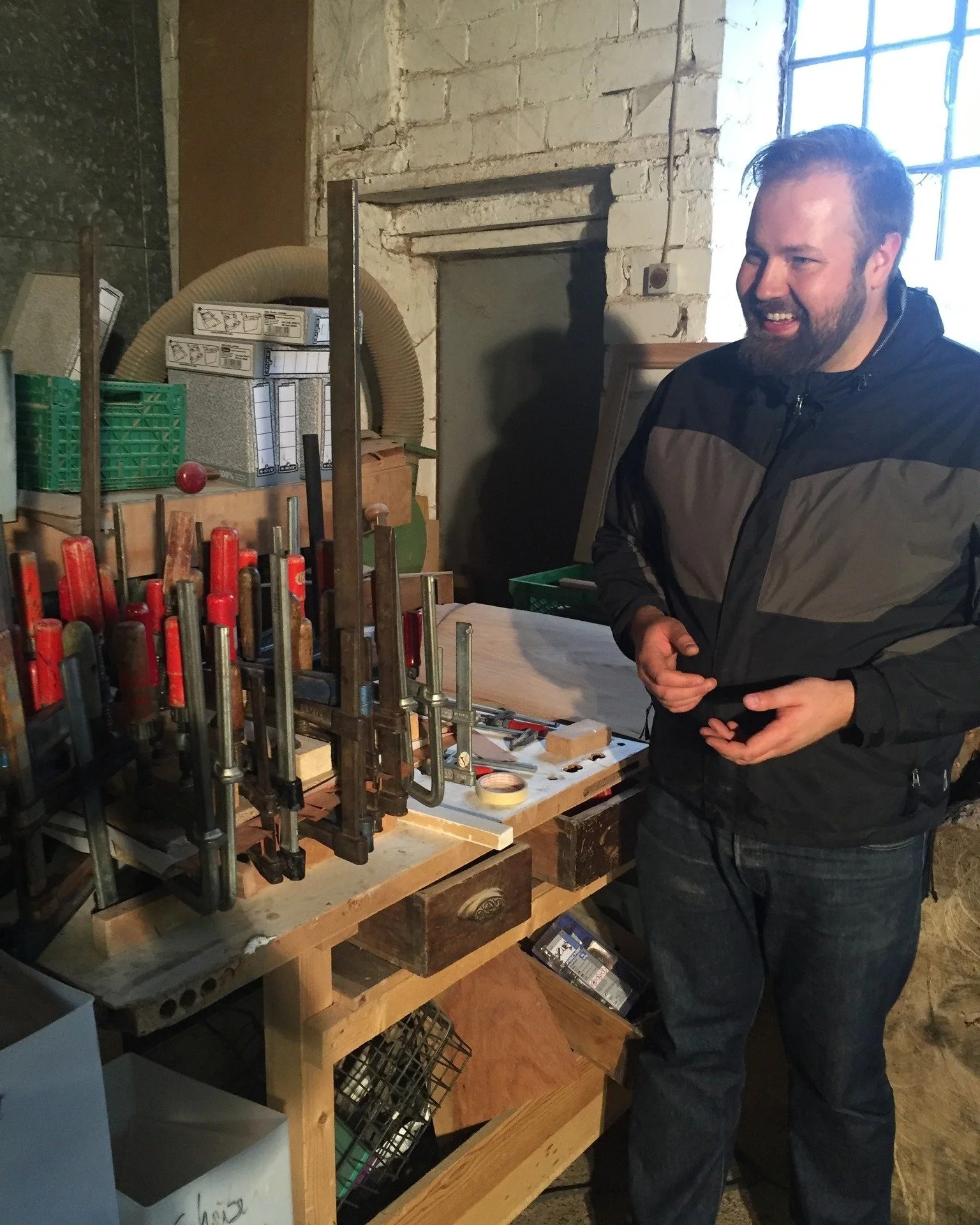 Timo Riihonen, täydentäisitkö seuraavan lause loppuun: ”Moni ei ehkä tiedäkään että…”
...kaksi asiaa, jotka ovat lapsuudesta asti pysyneet harrastuksina / mielenkiinnon kohteina ovat puuty&o