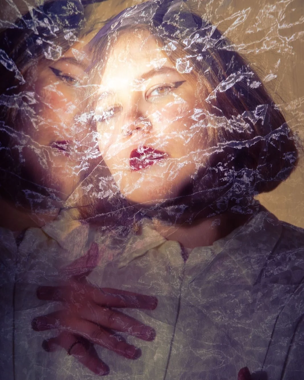 Huikeita uutisia: Helmi Antila Quartet on valittu Uudet Soundit -voittajaksi ja esiintyy Pori Jazzin Lokkilavalla 17.7.! 💥

🔸 Helmi Antila Quartet on teknisesti taitavista, vahvan musiikillisen identiteetin omaavista muusikoista koostuva nelikko. Y