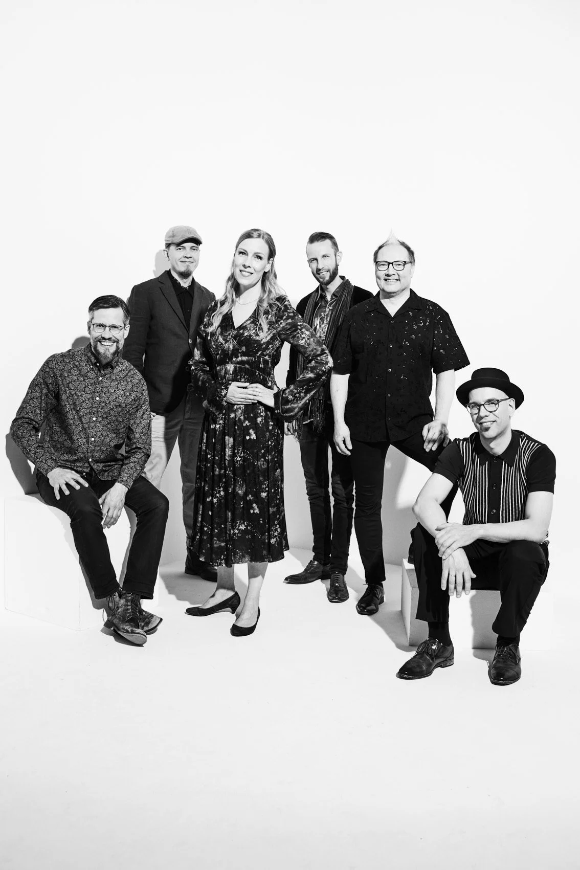 Ennakkoluuloton nykykansanmusiikkiyhtye Frigg.