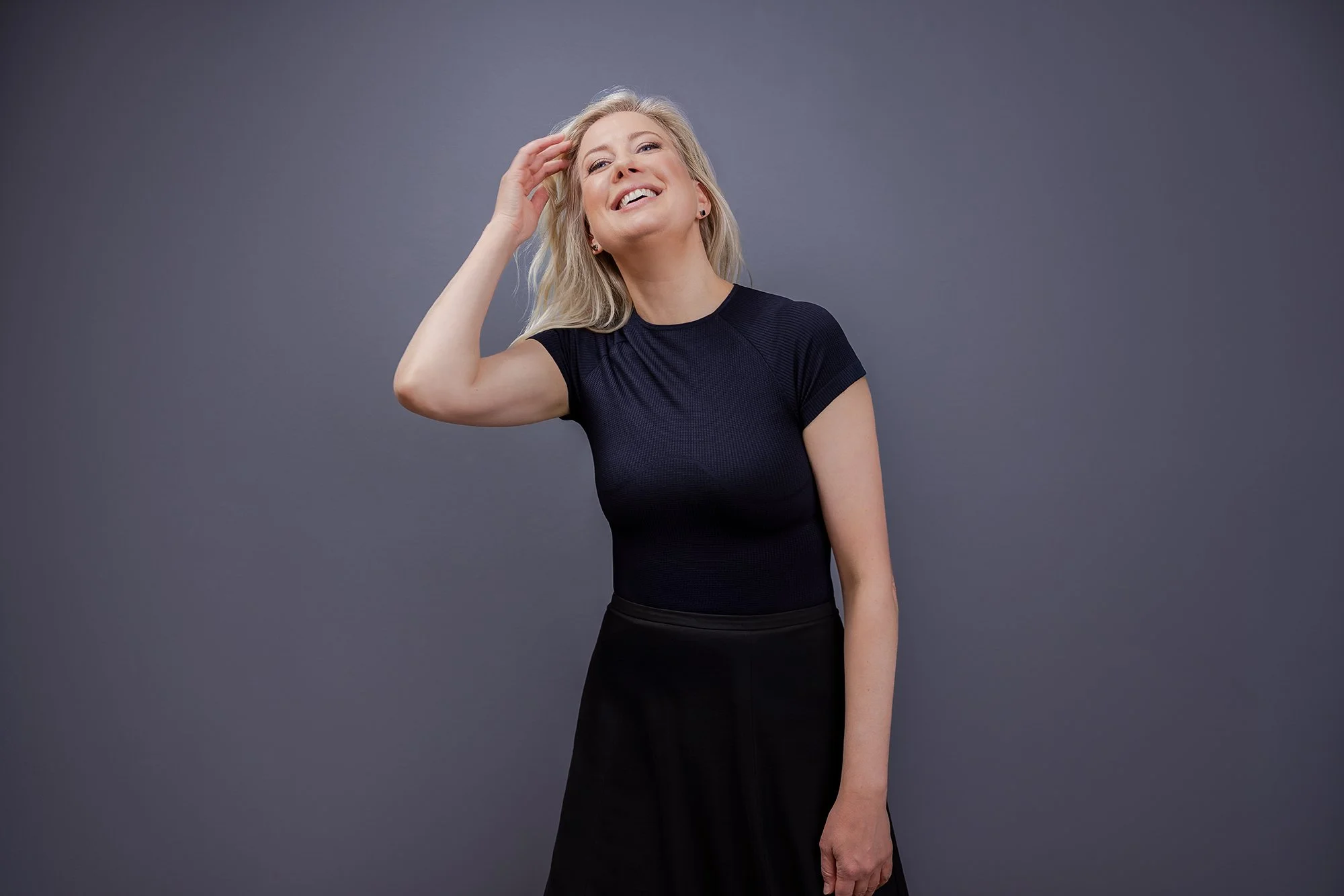 Viulisti Elina Vähälä esiintyy maailman huippuorkestereiden kanssa.