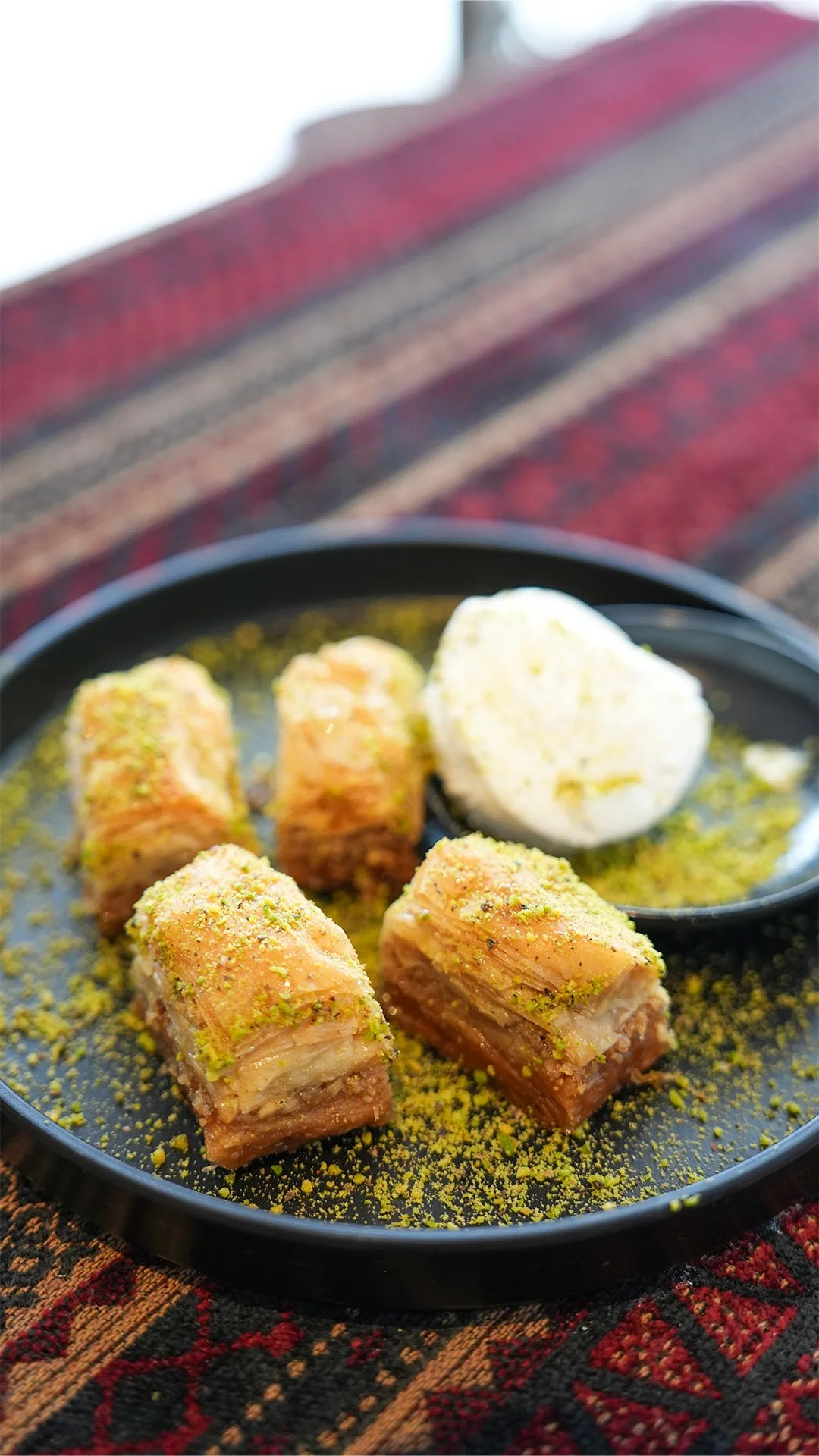 Baklava-with-ice-cream2.jpg