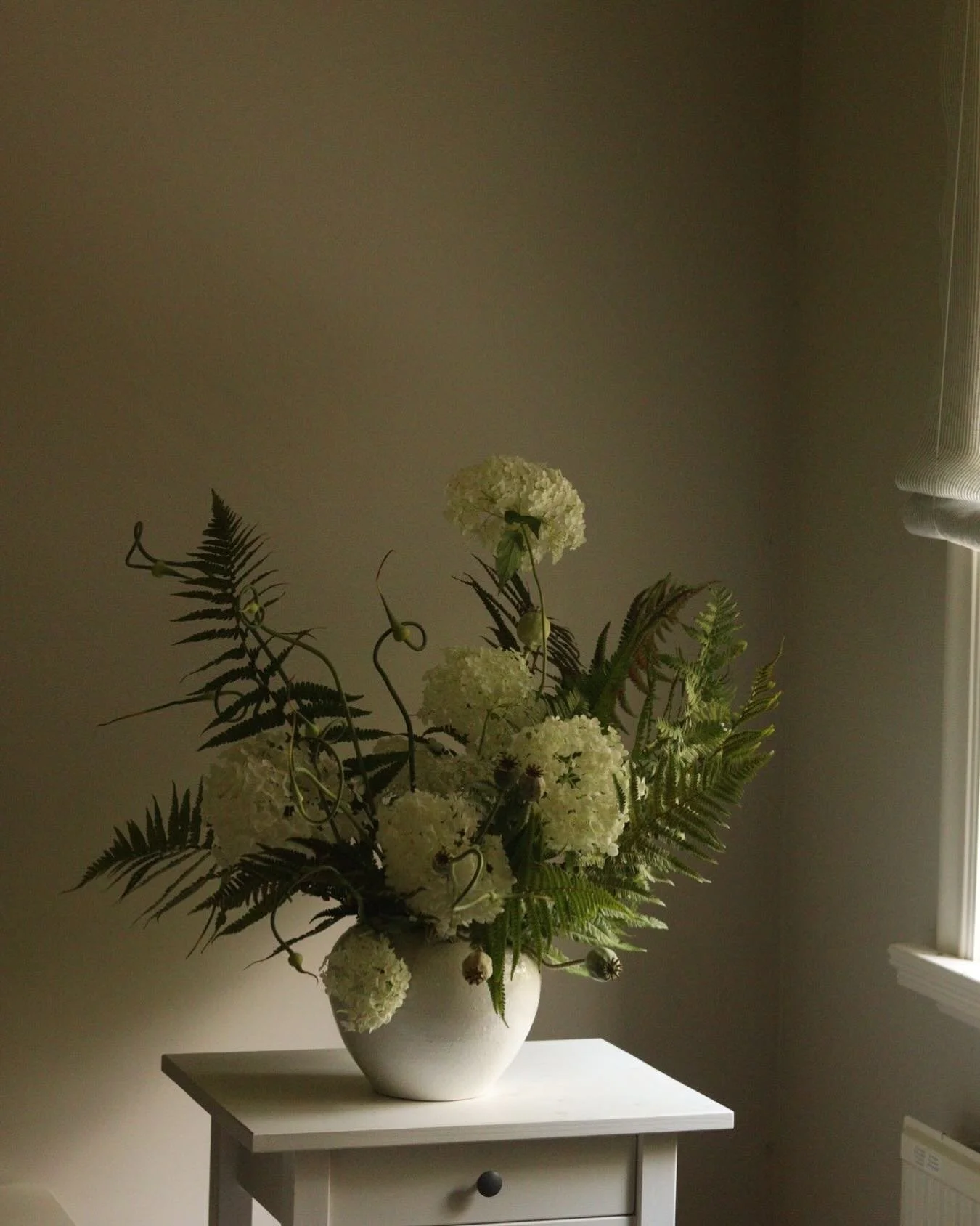 The still series 2025 🇸🇪

#seasonledfloristry #july #hydrangeas #cambridgeflorist #wildstems #floraldesign #attheuntamededge