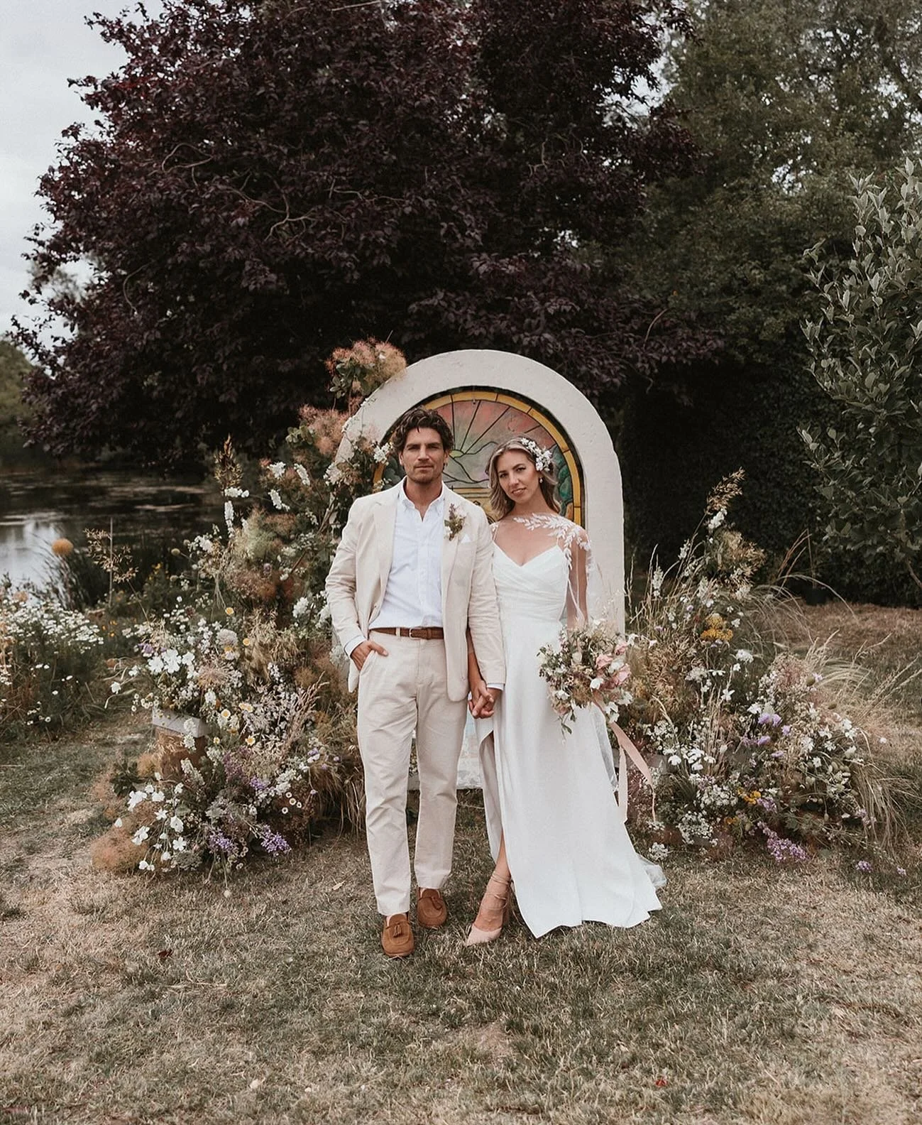 I get to work with the coolest couples. 

The gorgeous Lucy and Matt, July 2025, in their family garden, with flowers inspired by the sunbleached edges of the July landscape surrounding Lucy&rsquo;s dad&rsquo;s stained glass window. 

Photo @lukehayd