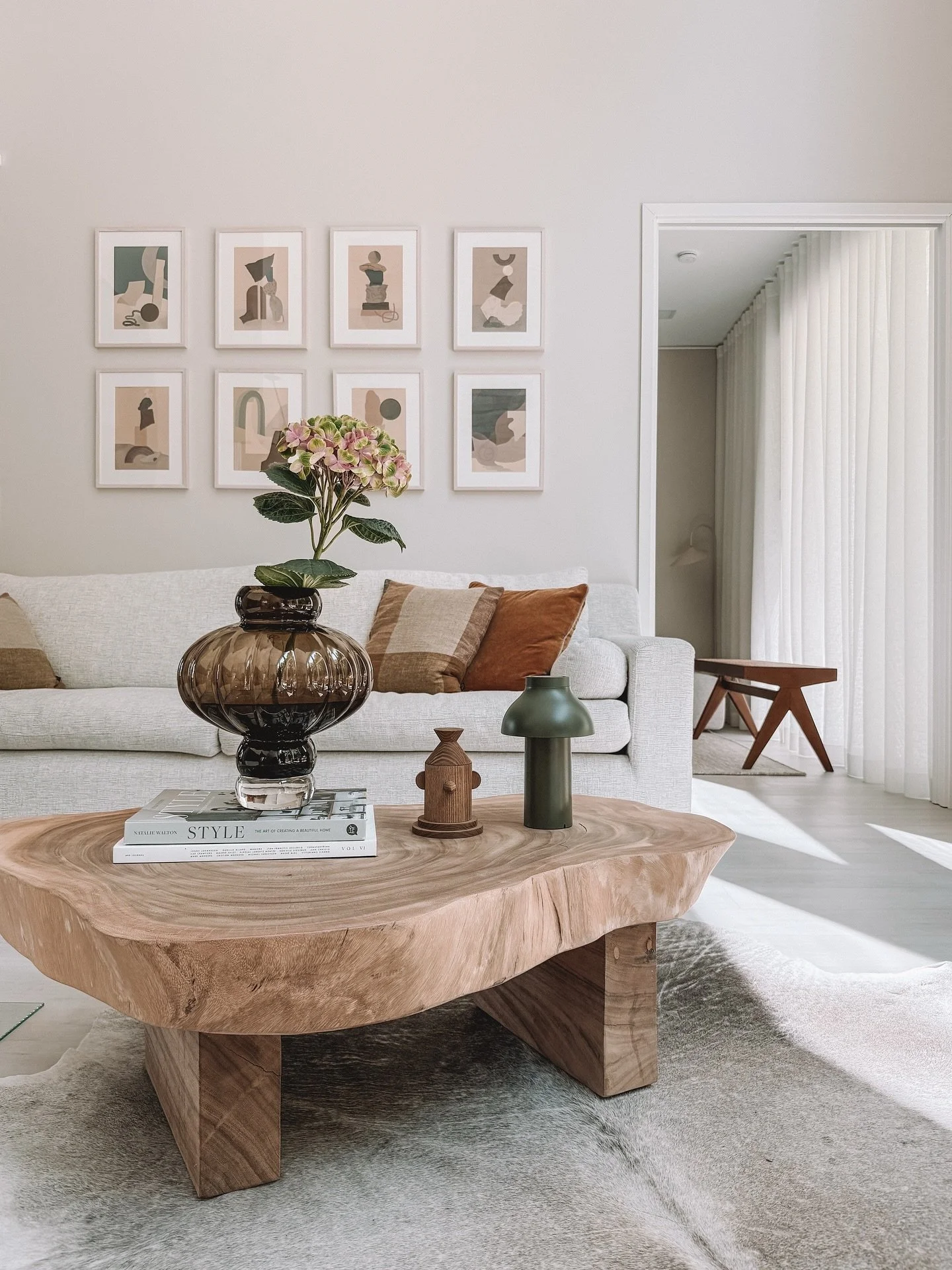 J&auml;nn&auml;&auml;, miten aina ennen ja j&auml;lkeen loman tuntuu ett&auml; t&ouml;it&auml; on tuplasti 🙃

Silti fiilis on ennen kaikkea kiitollinen siit&auml;, ett&auml; on merkityksellist&auml; tekemist&auml;, inspiroivia asiakkaita ja projekte