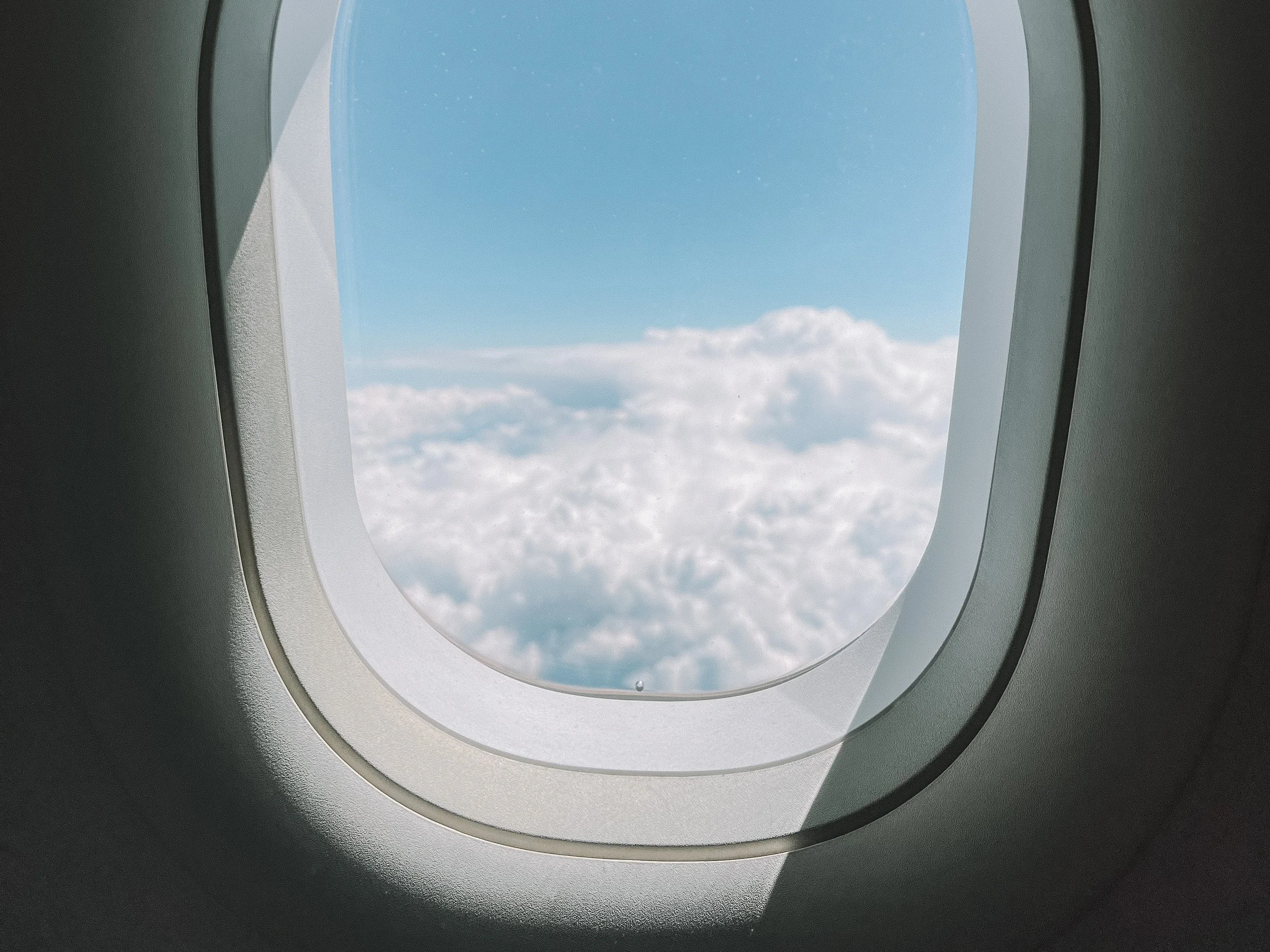 vinkit lentomatkustamiseen vauvan kanssa