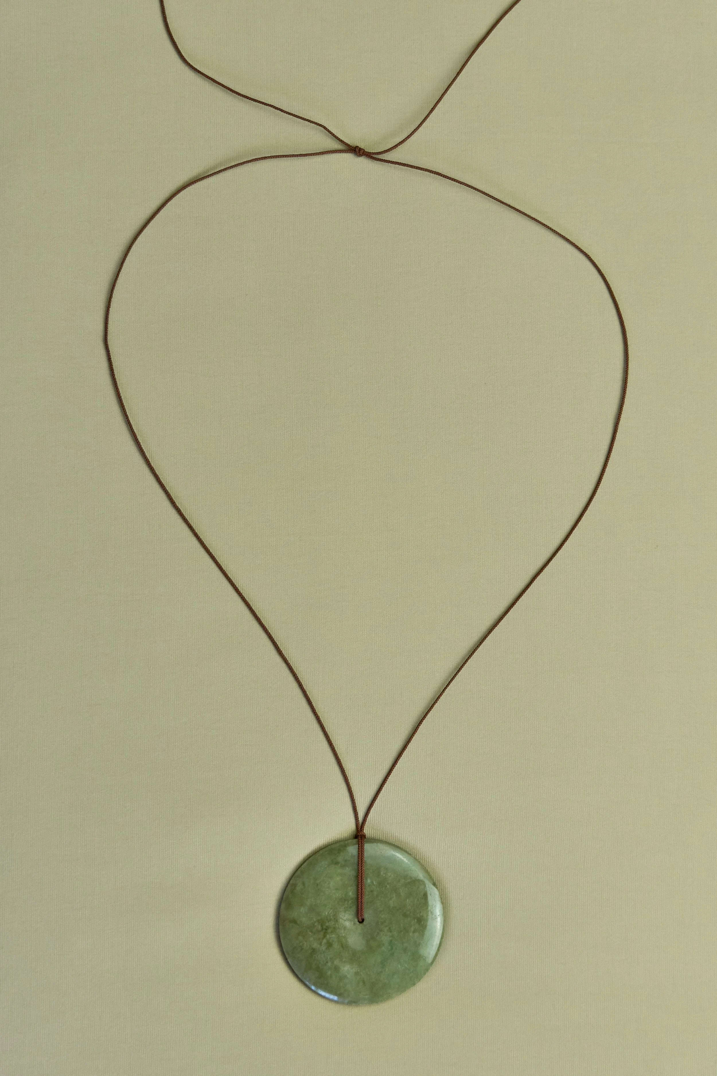 the stone pendant necklace