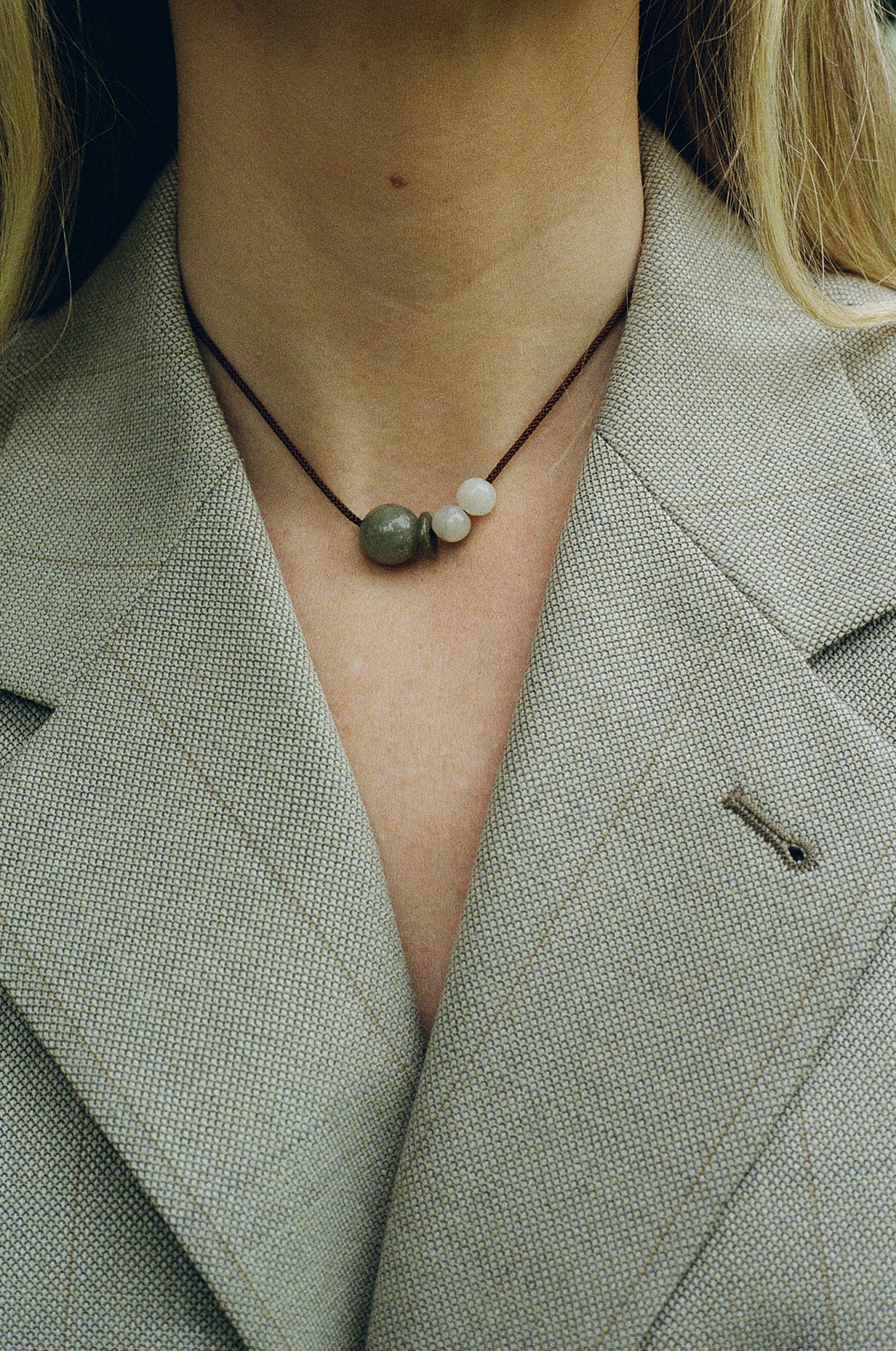 the stone bead necklace no. 02