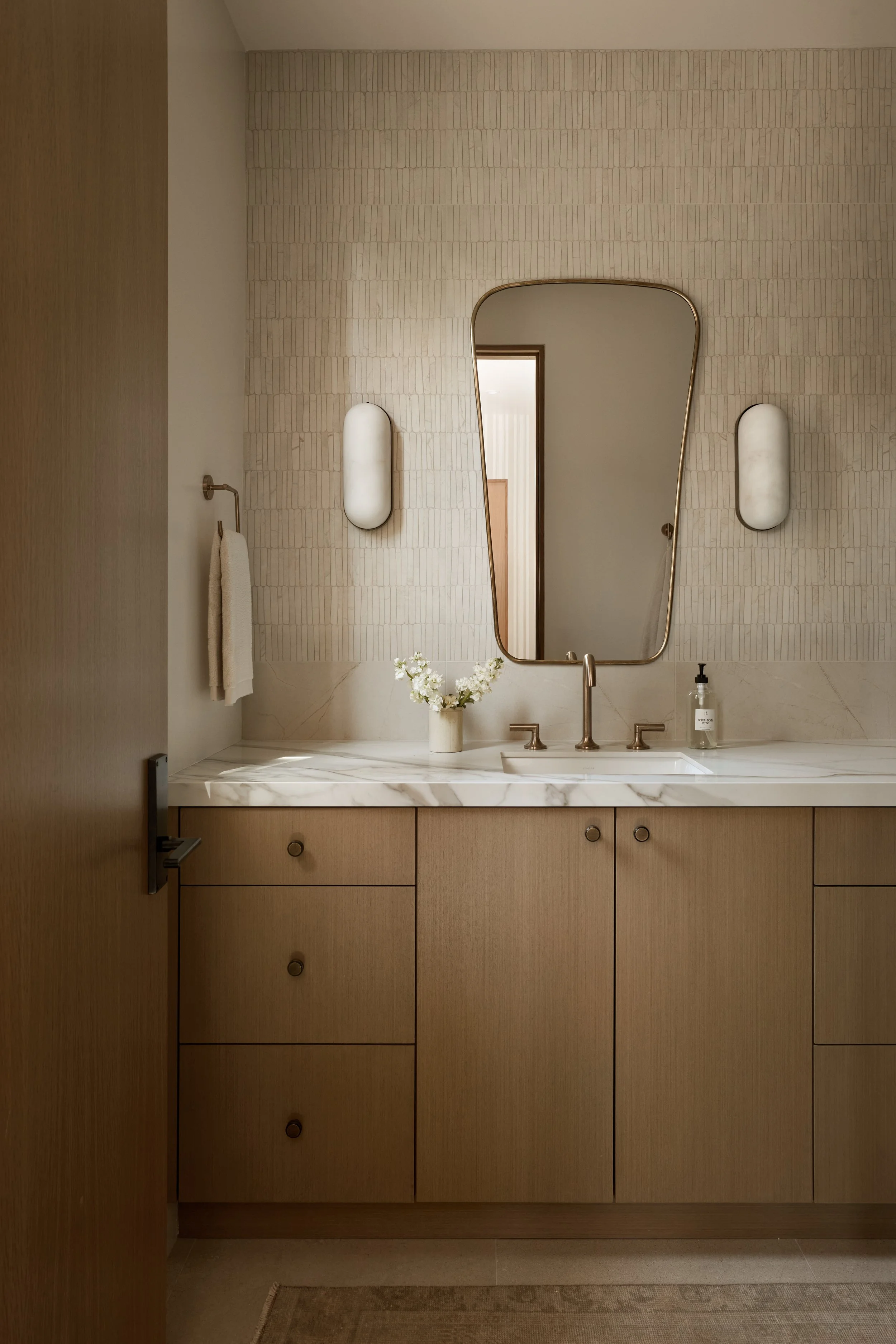 Hagit Taylor Design11079.jpg