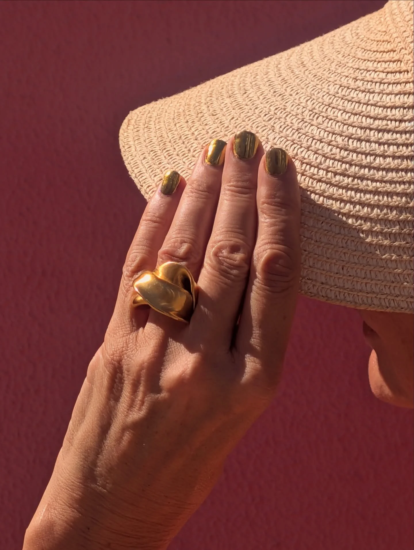 Silk ring with a satin finish 👒