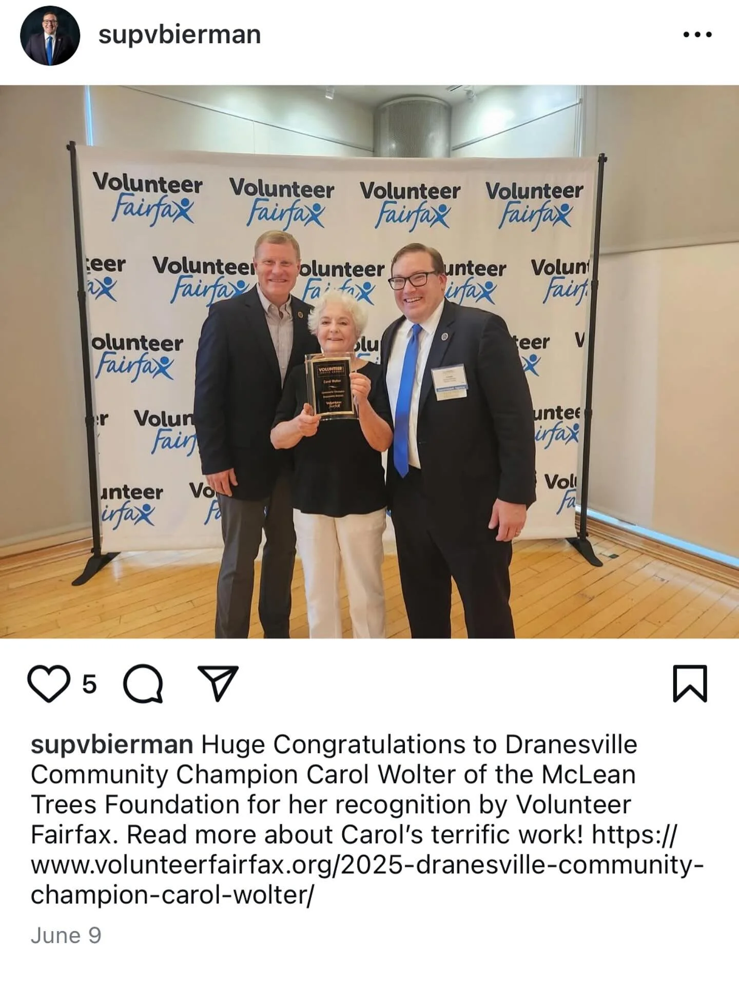 Congratulations to our very own MTF Chair, Carol Wolter, who recently was honored with the Dranesville Community Champion Award!  Carol works tirelessly to restore the native tree canopy in McLean and combat invasives in our local parks. Carol’
