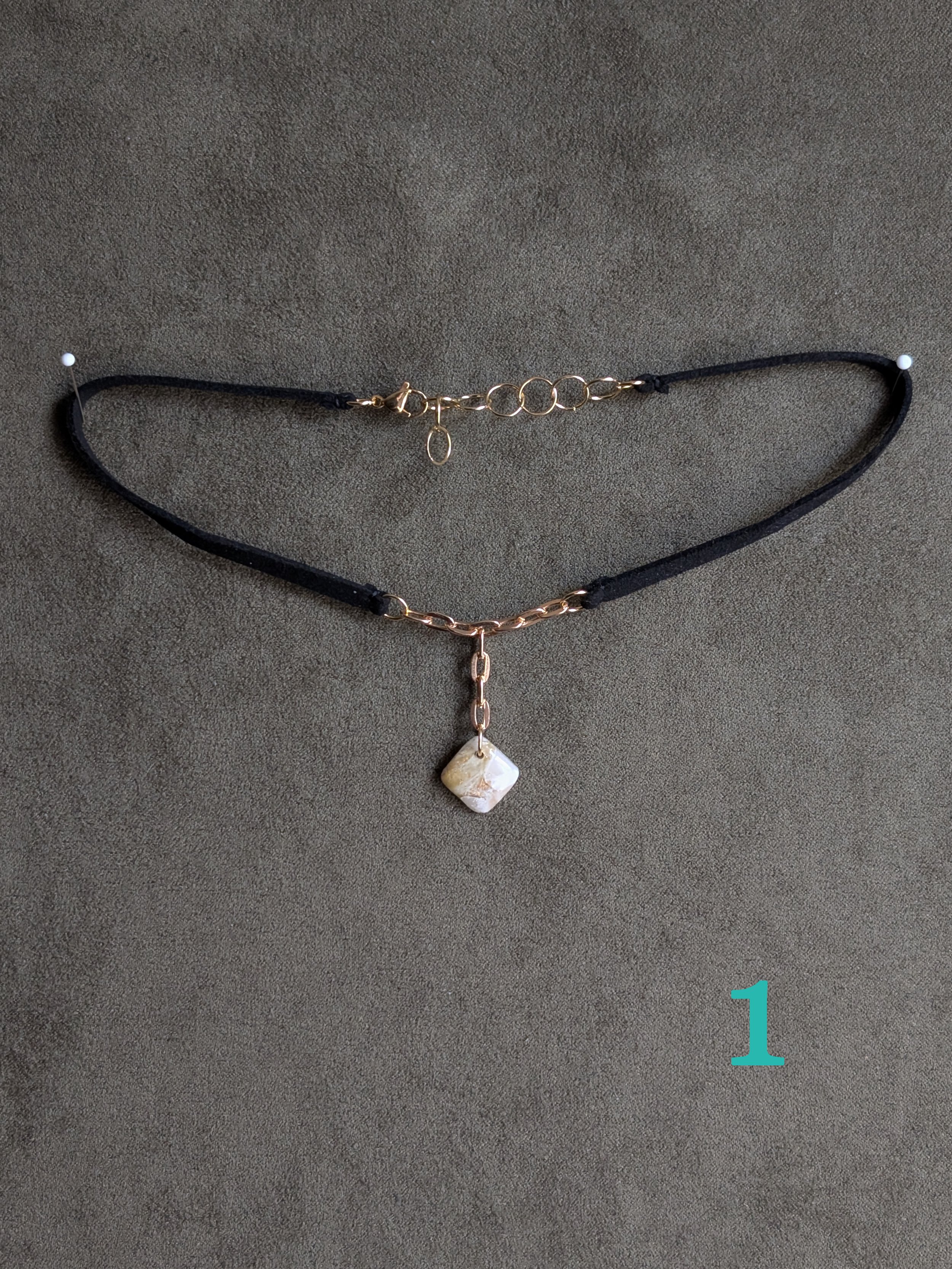 choker2.jpg