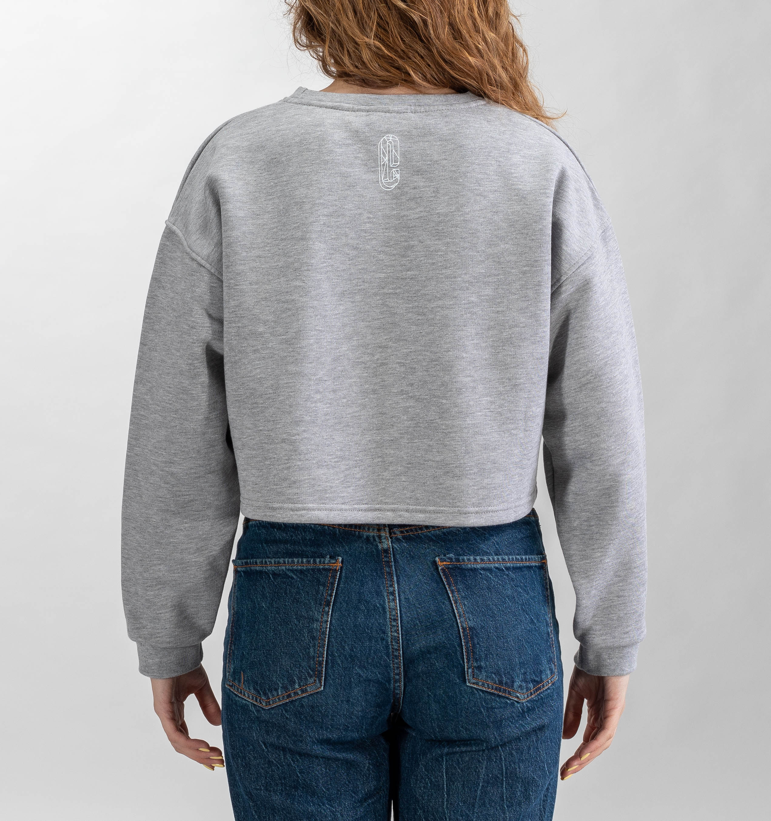 Studio-Session-BARBARA-CROP-CINZENTA-(COSTAS).png