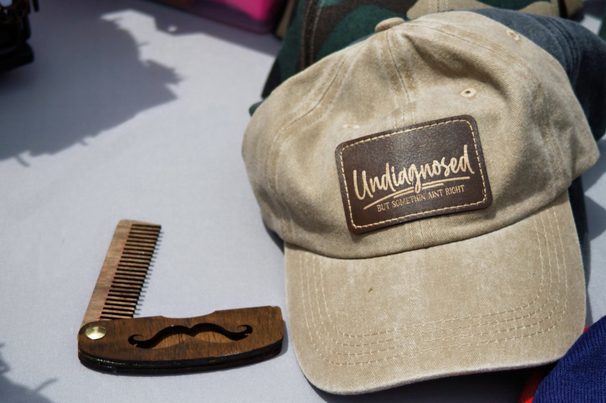 simply-primitive-hat-detail-undiagnosed.jpg