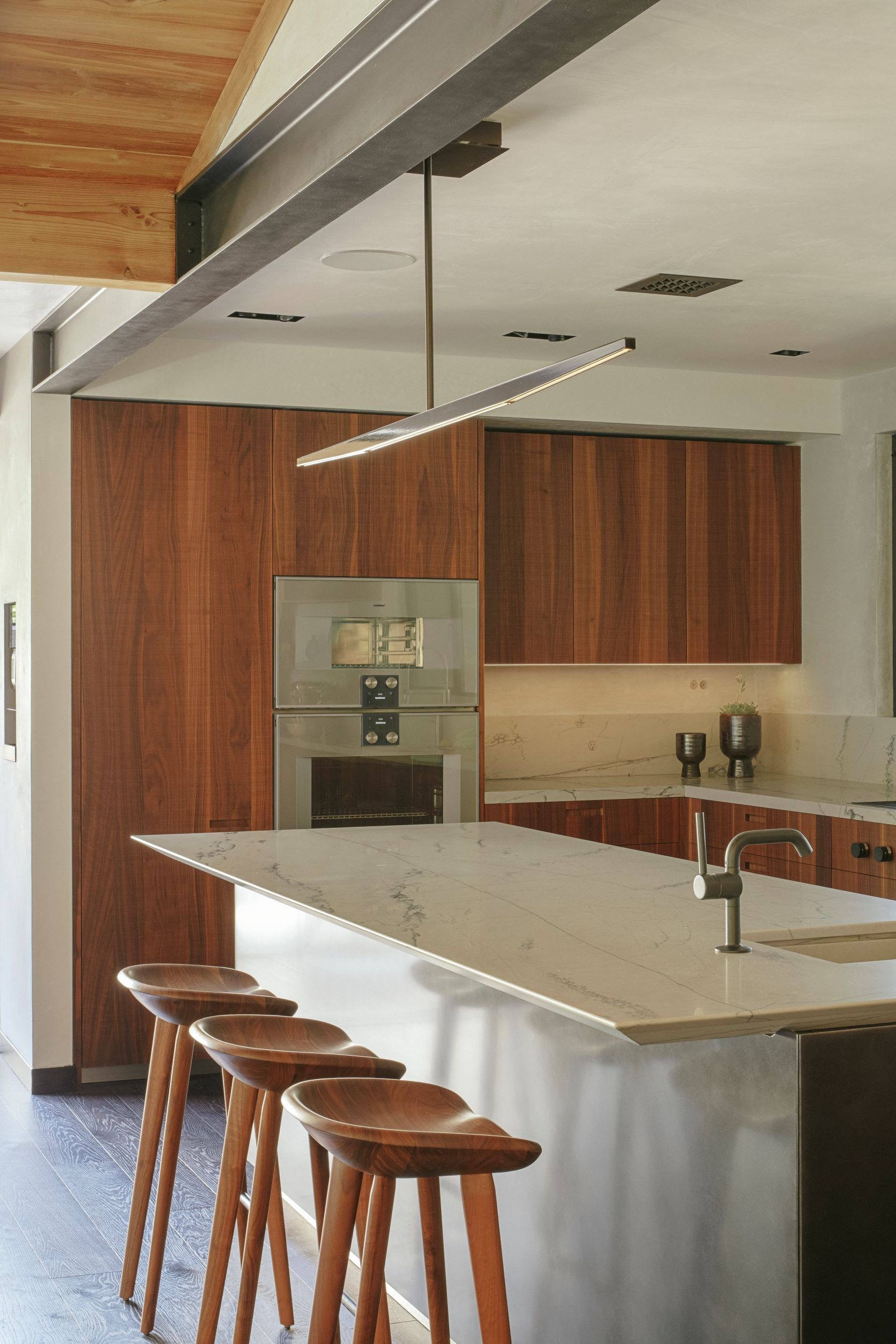 Kitchen 3 Resize.jpg