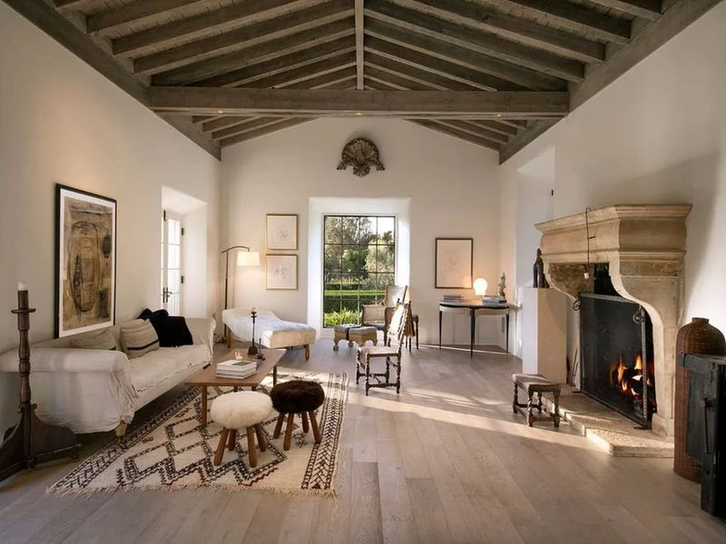 Living Room 2.jpg