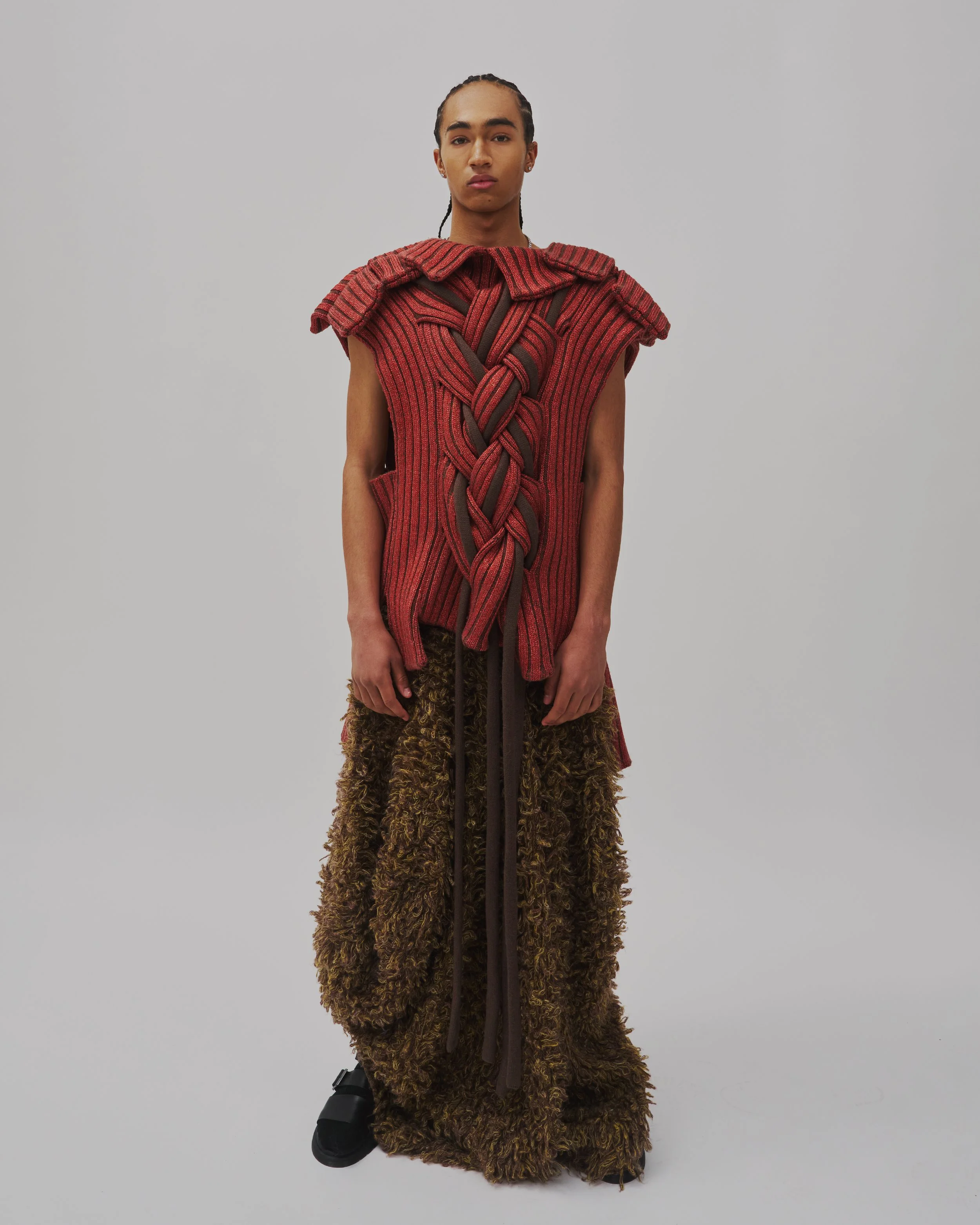 Look10-01.jpg