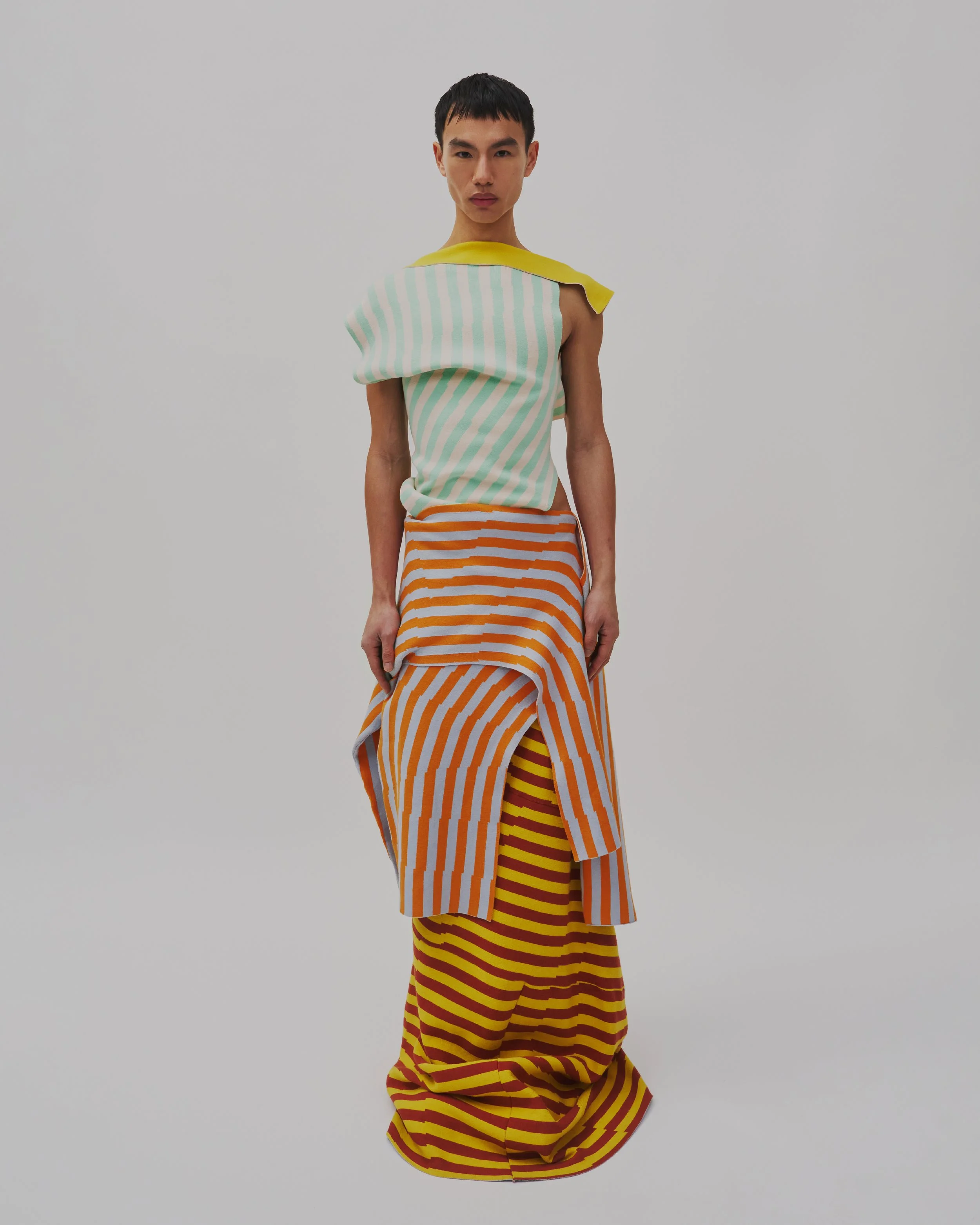 Look5-01.jpg