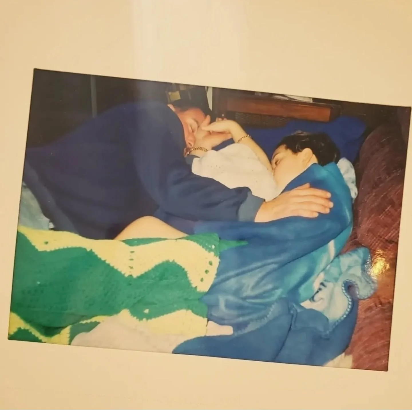 An important piece about the physical changes during the dying process 👉 when death becomes imminent, the body no longer requires food or water to function efficiently. This can be a very difficult change for loved ones of the dying person to accept