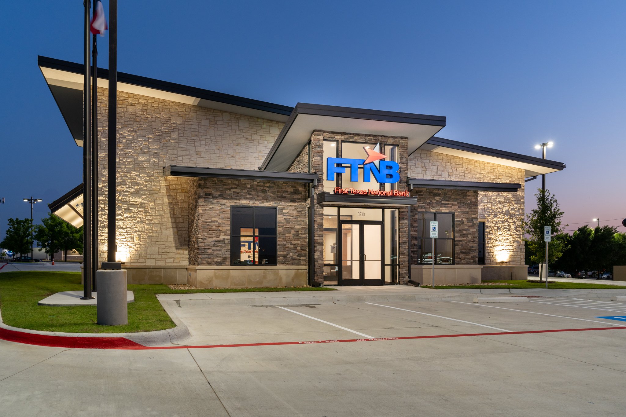 First Texas National Bank - Sherman — PhaseOne Builders