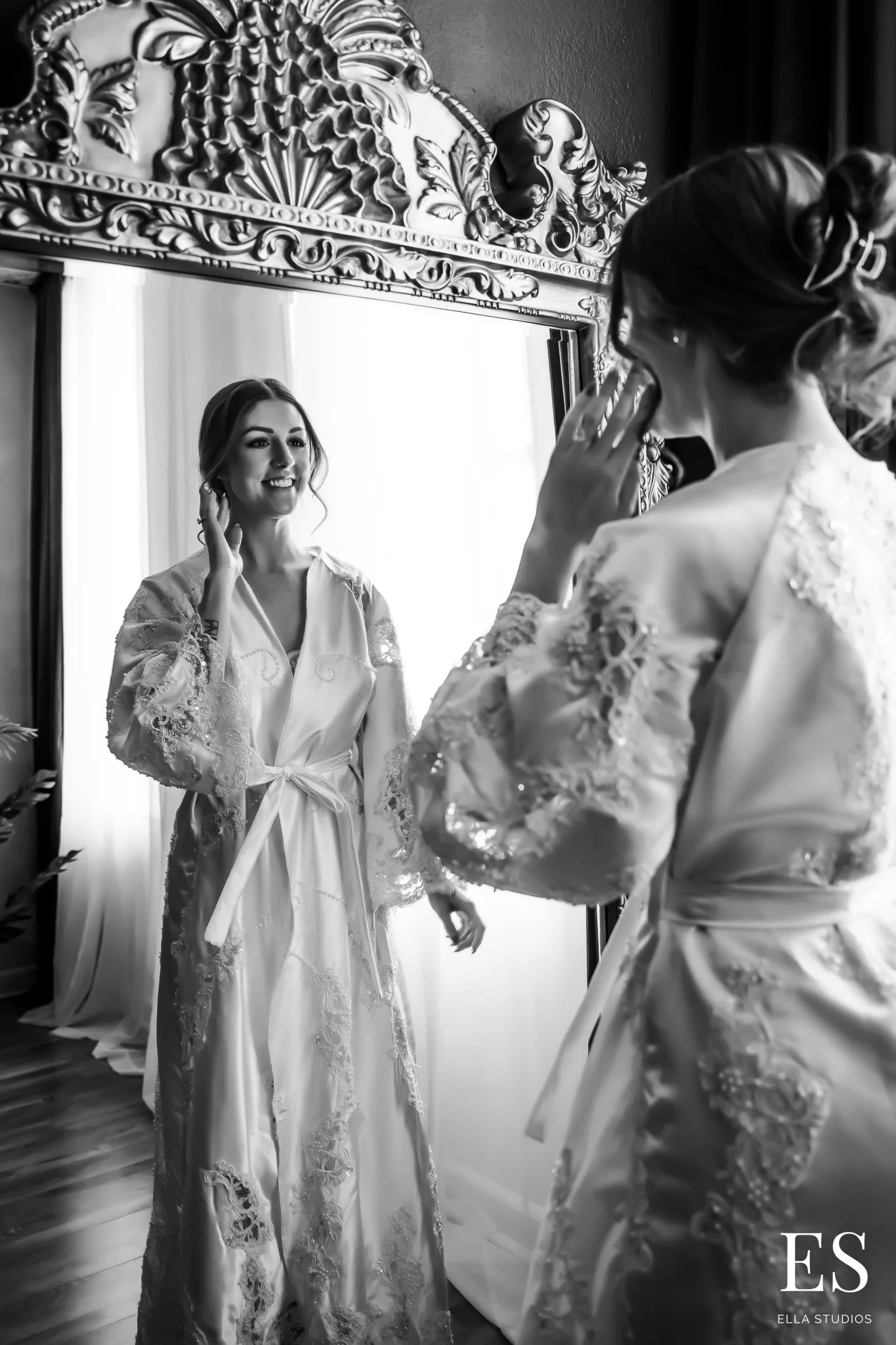 ella-studios-bridal-boudoir-alexandra-longmont-1.jpg