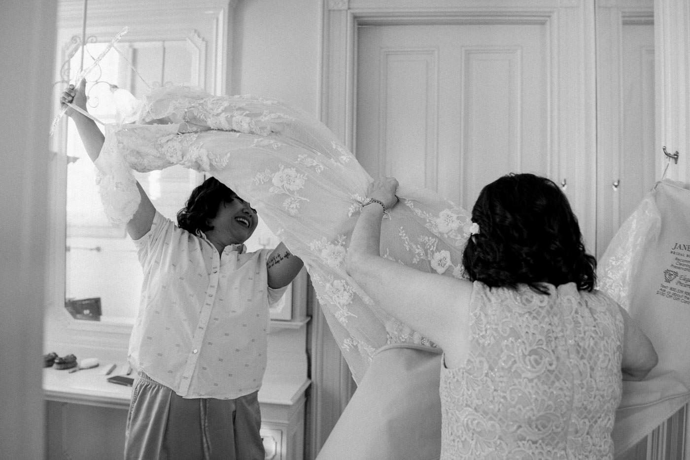 Haas-Lilienthal House Wedding AT 003.jpg