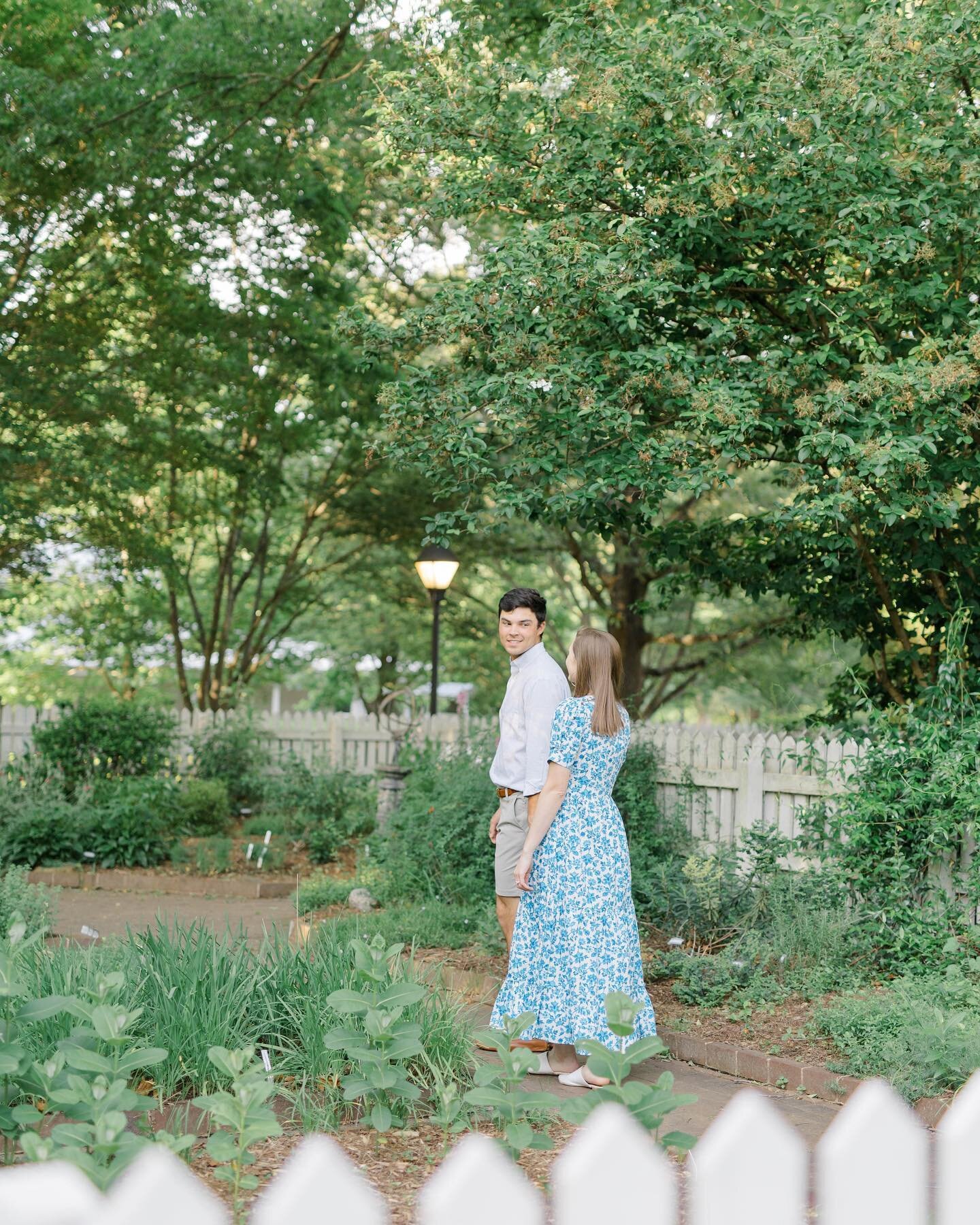 I&rsquo;m here for all the lush green engagement sessions this time of year..💚🌿