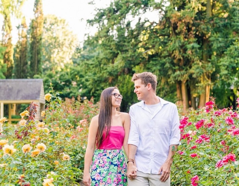 One of our favorite places for a proposal is a rose garden. Plenty of space, beautiful blooms and always some hidden space tucked away for the surprise. 
Can you think of a better place for a springtime proposal? 
.
.
.
.
#proposalplanner #proposalid