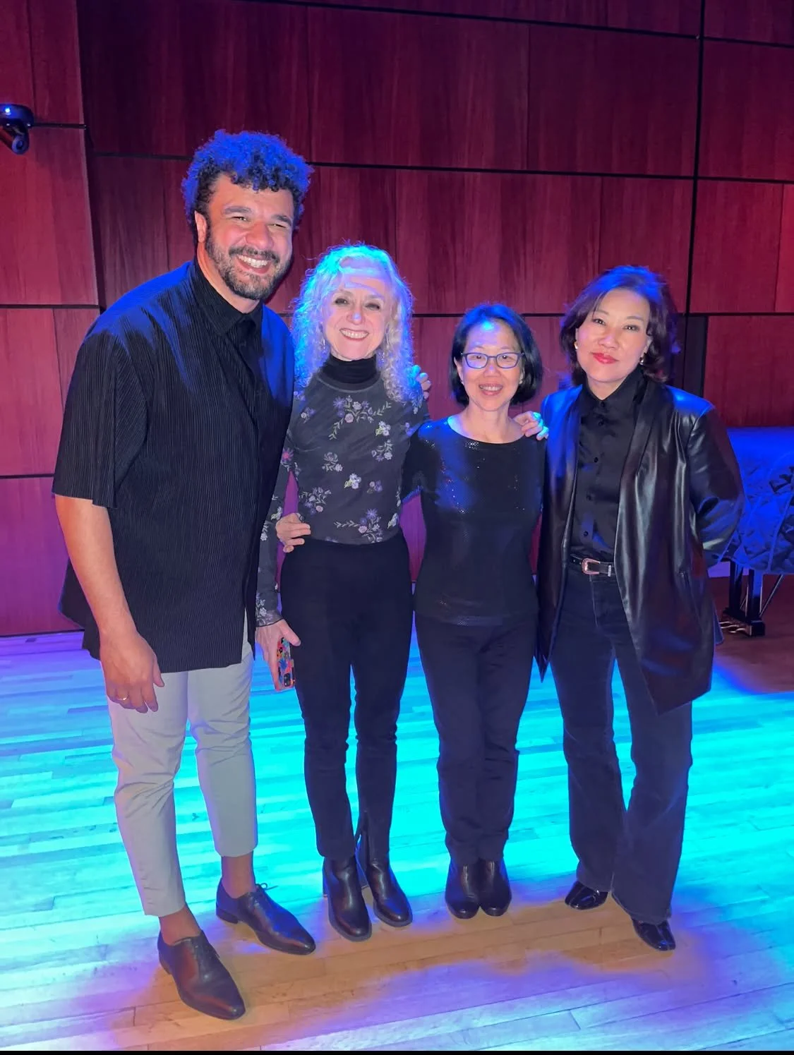 Microvids: Curtis Stewart, Stefania de Kenessey, Donna Weng Friedman, Helen Cha-Pyo 