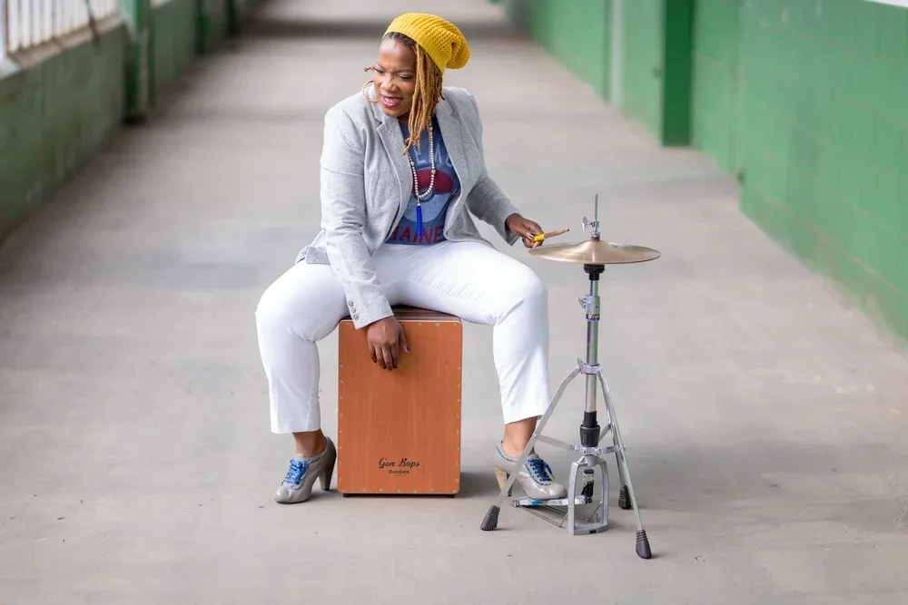 JoVia+Detroit+2 cajon.webp
