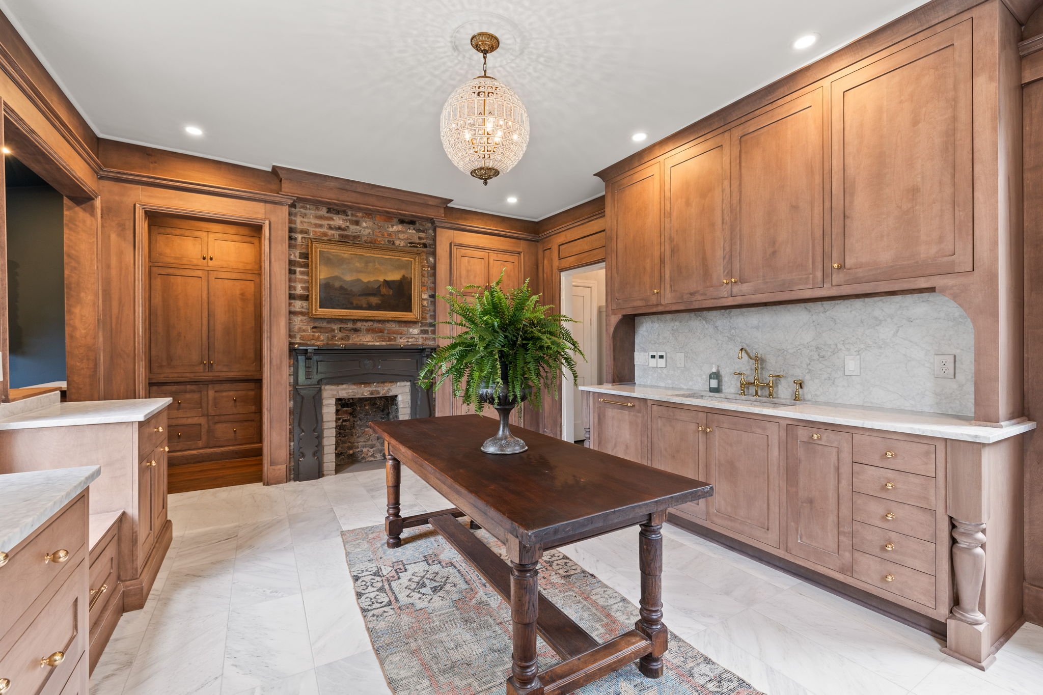 67-web-or-mls-311 W 6th St-67.jpg
